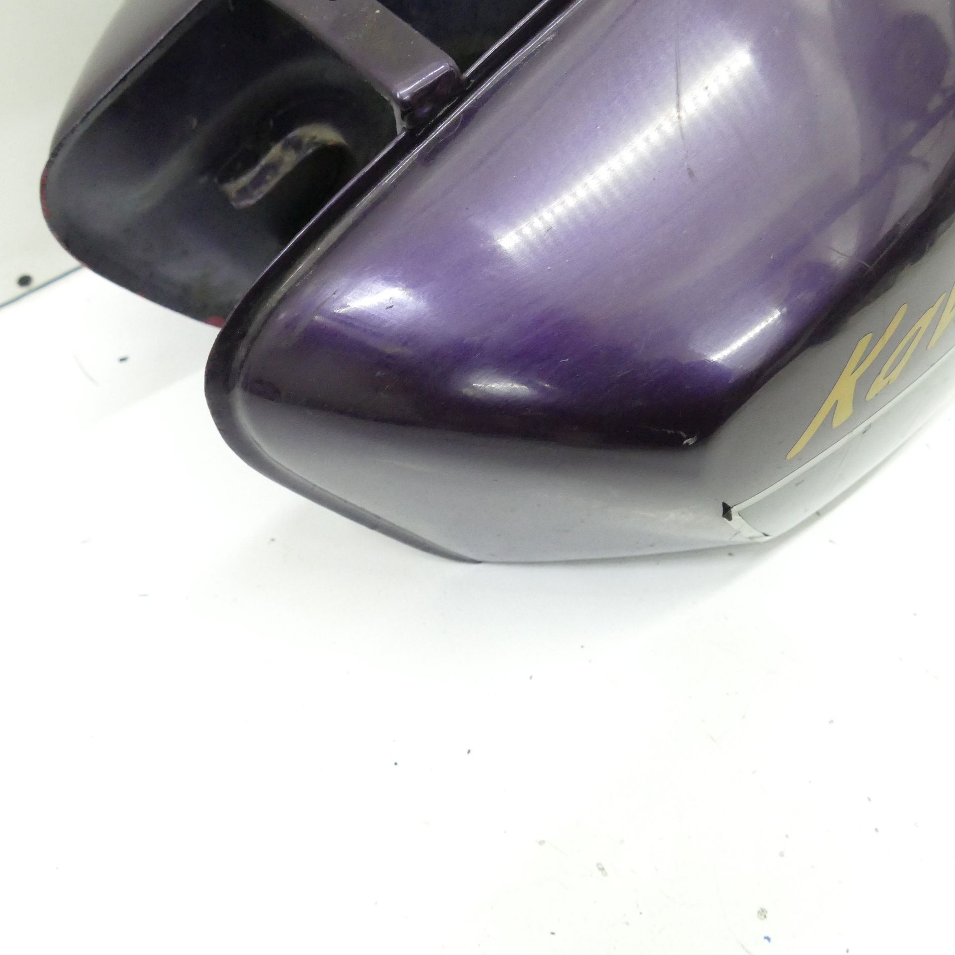 Kawasaki GPZ 400 UT Fuel Tank 65788 | eBay UK