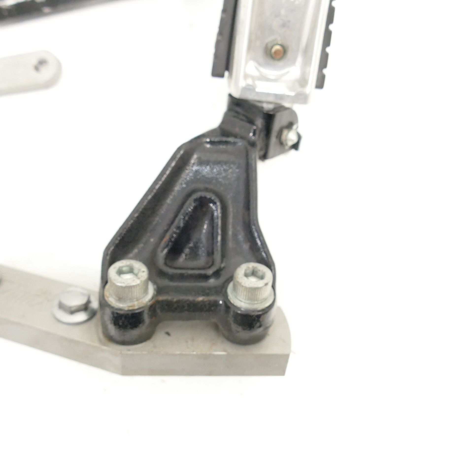 ヤマハ Yamaha V-MAX 1200 Rearset Ruby Max Front Right Peg Set 66604