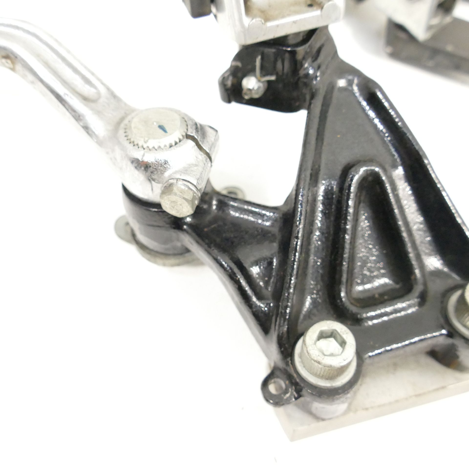 Yamaha V-MAX 1200 Rearset Ruby Max Front Right Peg Set 66604