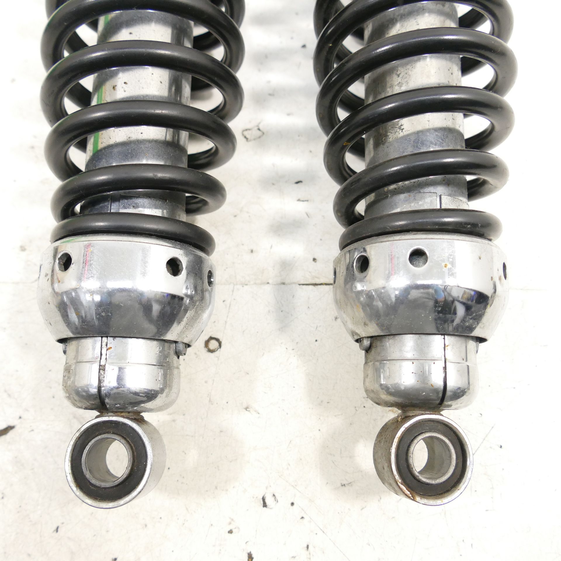 minate Yamaha V-Max Stoßdämpfer Dämpfer hinten Federbein 66943 | eBay