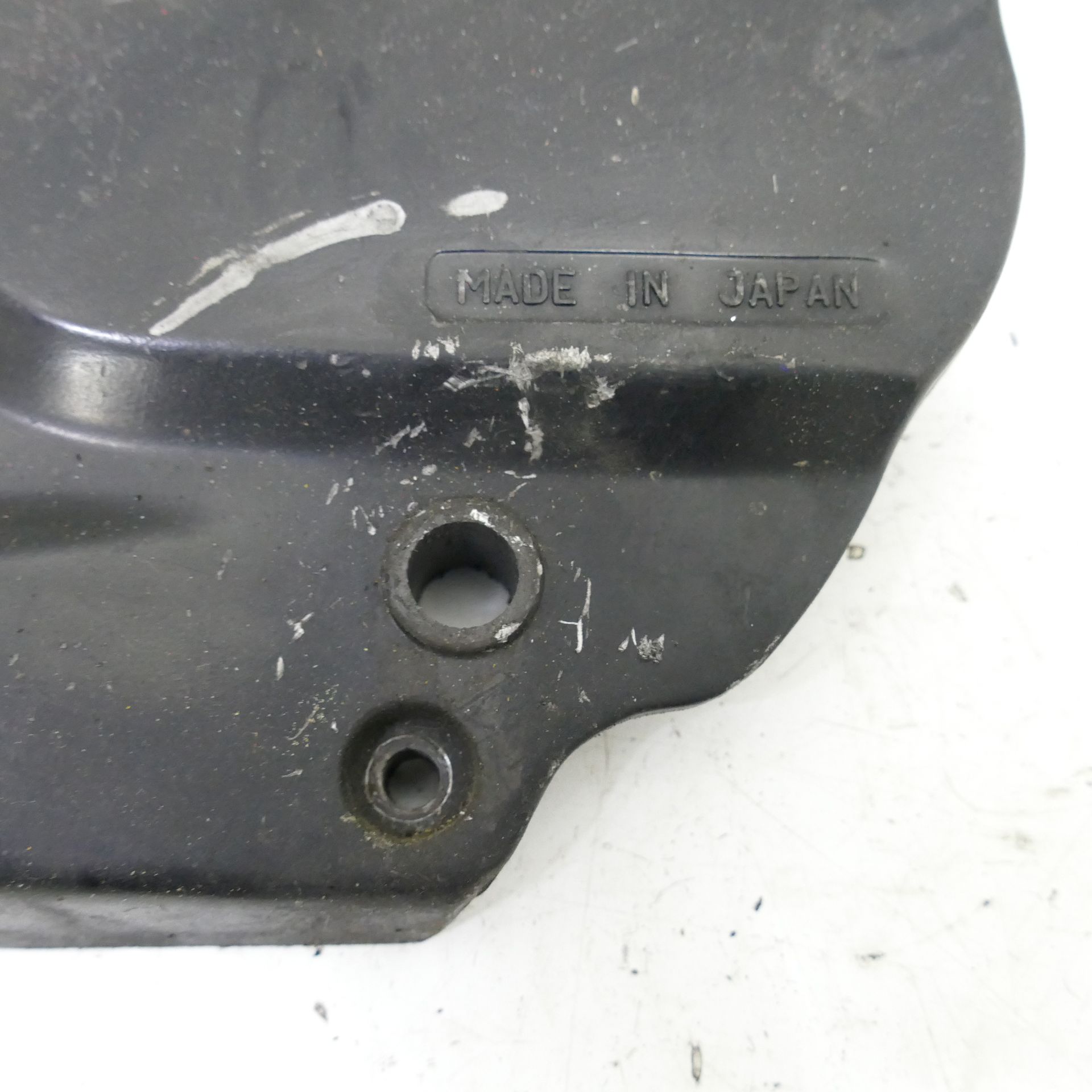 写真 Yamaha XJ 550 Ez : 84 Sprocket Cover Engine Cover 67441 | eBay