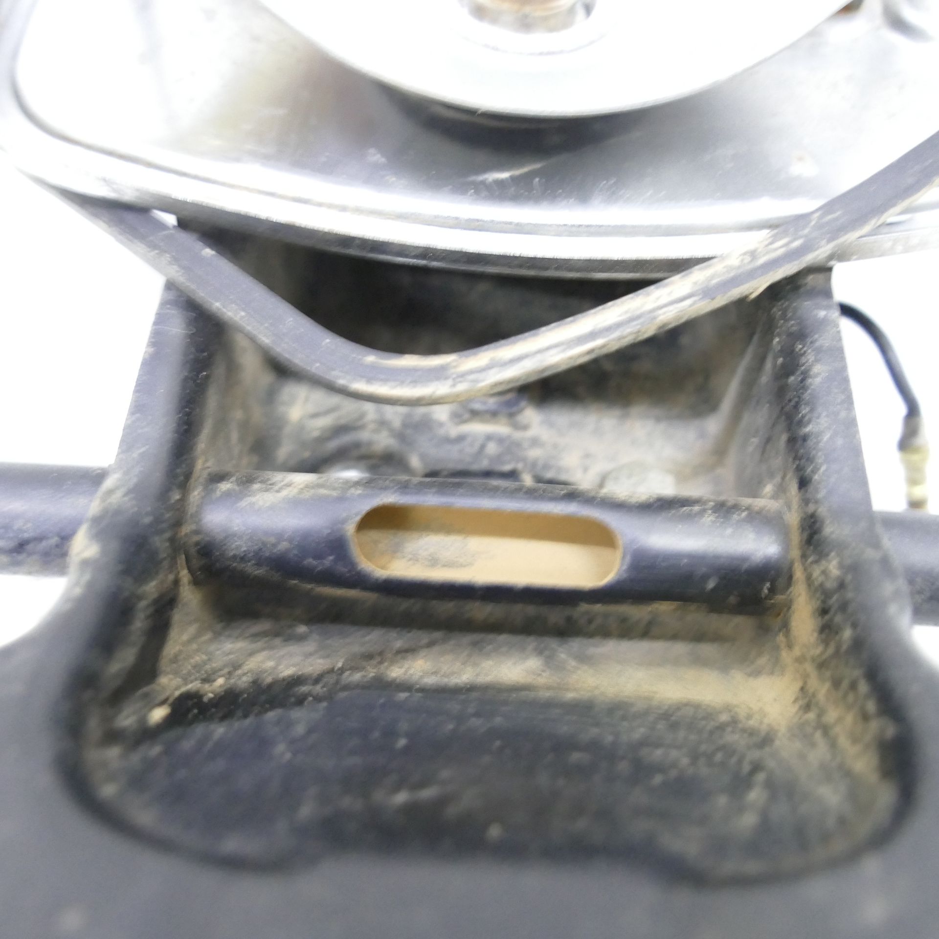 Kawasaki Z 1000 Z1R Rücklichthalter Rückstrahler 67819 | eBay