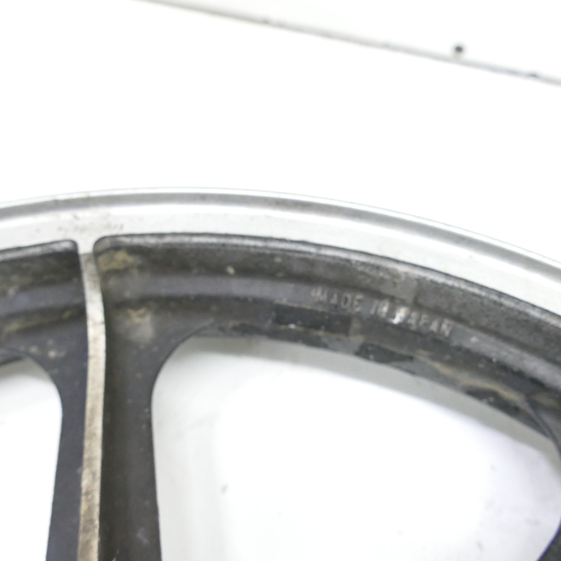 【s】 Kawasaki Z 1000 Z1R Front Wheel Rim 18x2, 15 Inch Rim 67821 | eBay