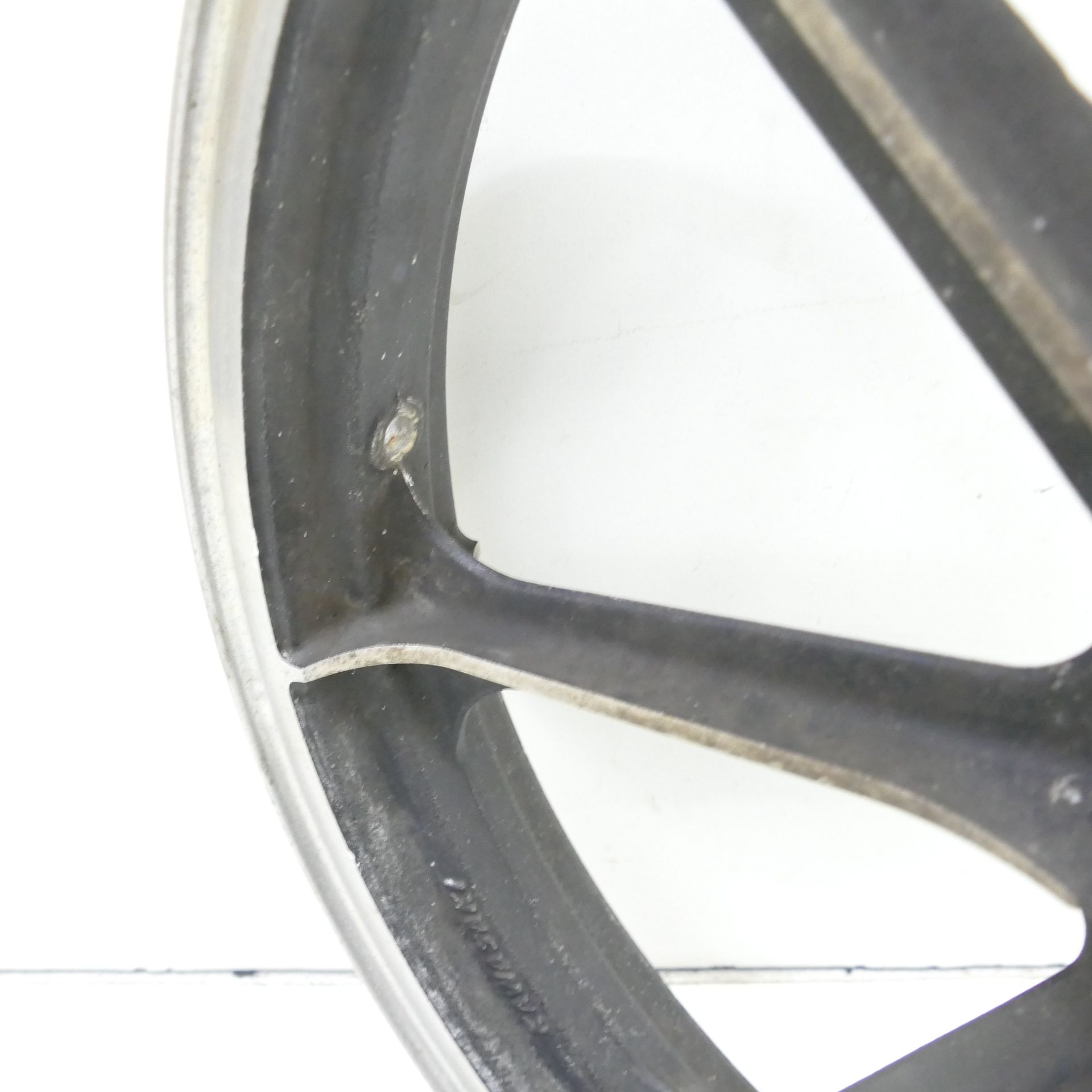 Kawasaki Z 1000 Z1R Front Wheel Rim 18x2, 15 Inch Rim 67821 | eBay