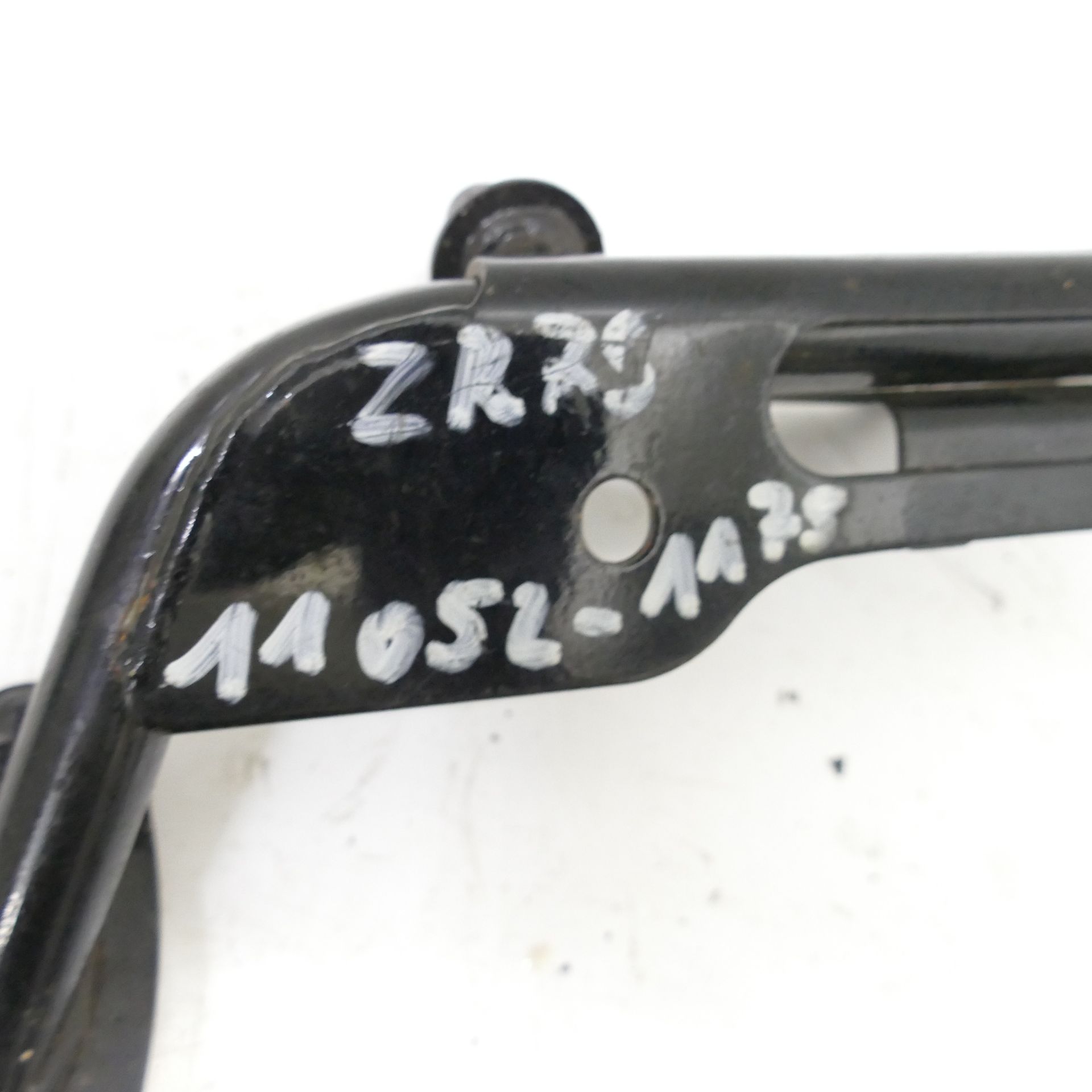 Kawasaki ZR-7 750 S EZ:04 Geweih 11052-1175 Verkleidungsträger