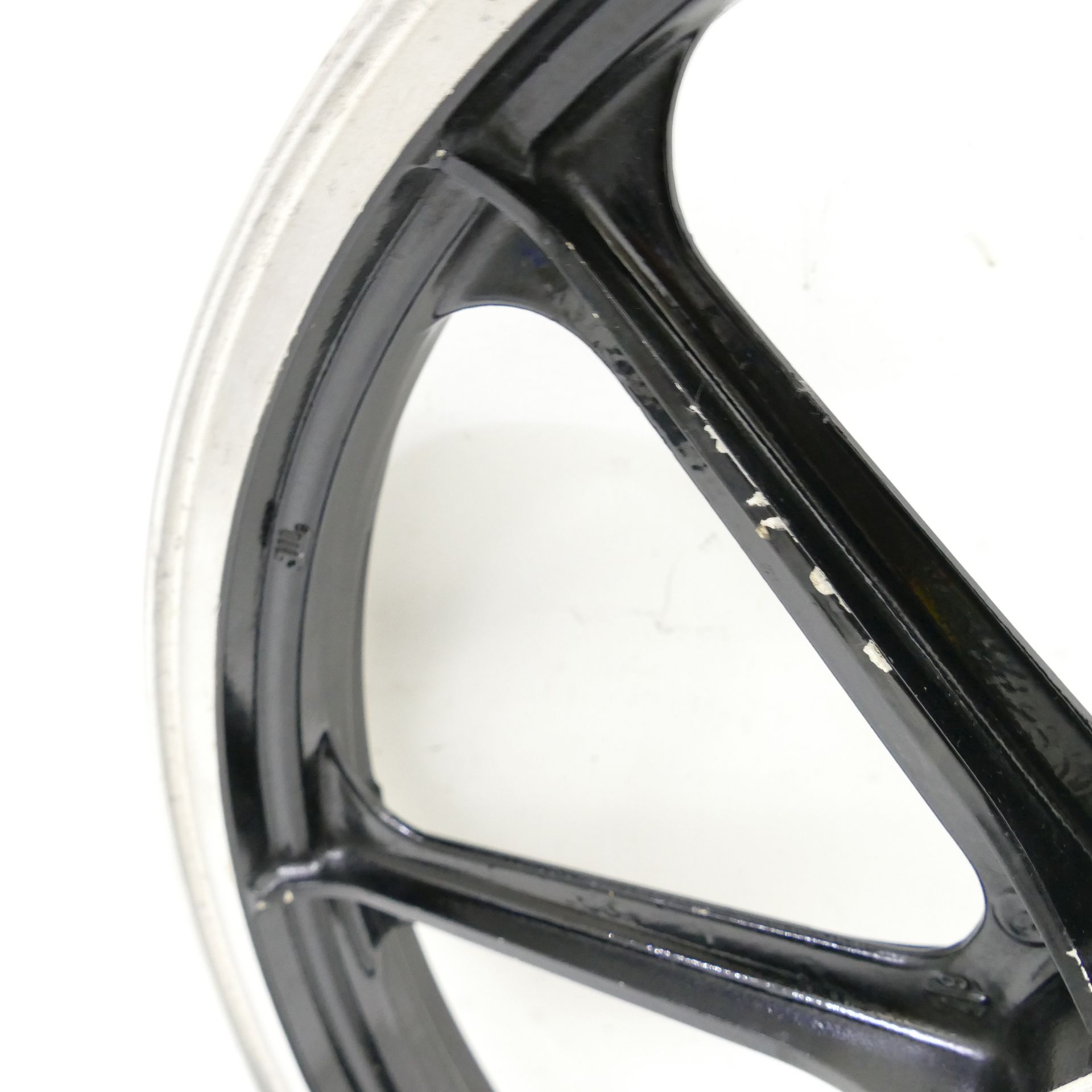 エイジ。 Kawasaki Z 1000 MK2 Front Wheel Rim 1.85x19 Inch Rim 67937 | eBay