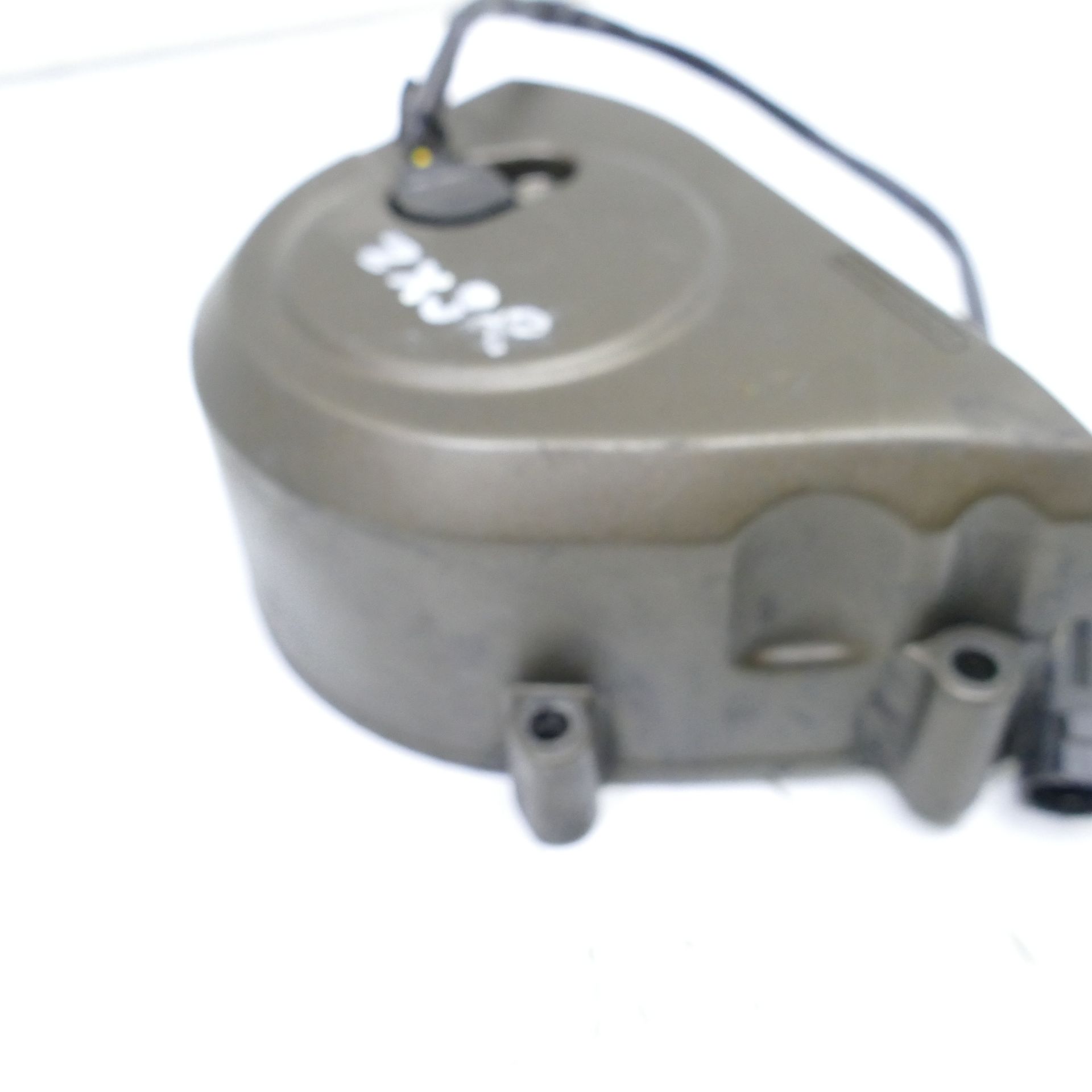 ワンピース Kawasaki ZX-9R 900 E Sprocket Cover Speed Sensor Engine
