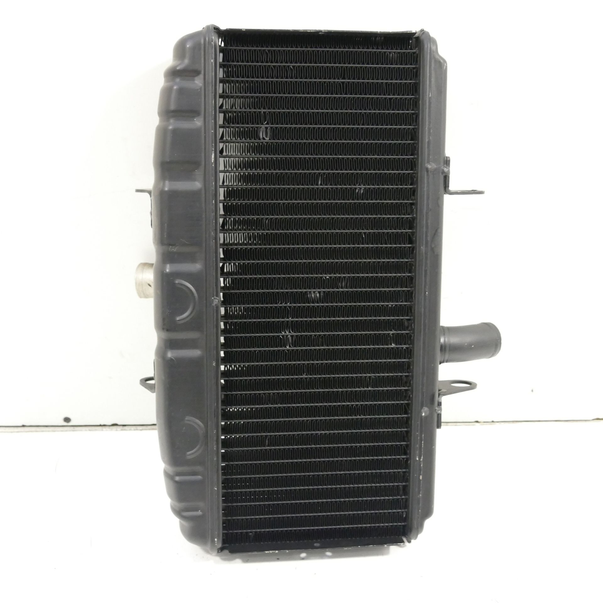 L ×8 Suzuki GT 750 EZ:79 Radiator 17700-31011 Fan Water Cooler 68375