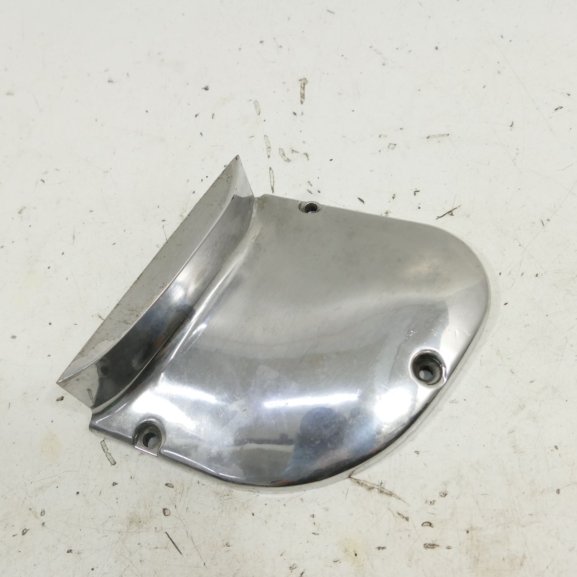 Suzuki GT 750 Ritzelabdeckung Ritzeldeckel Motordeckel 68389 | eBay