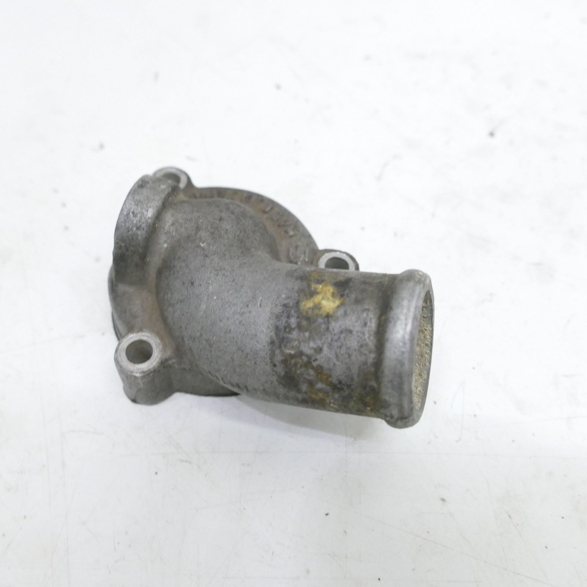 専用 (1) Suzuki GT 750 Coolant Pipe Radiator Hose Water Pump Cover 68482