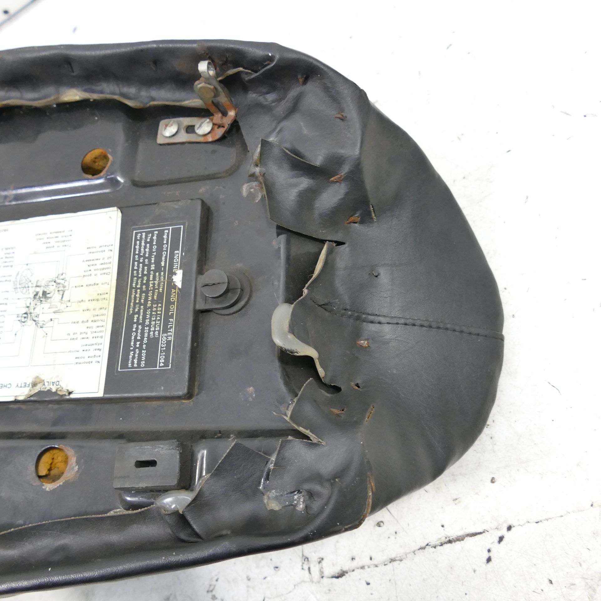 Kawasaki KZ/Z 750 M Seat 56031-1106 Driver's Seat 68664 | eBay UK
