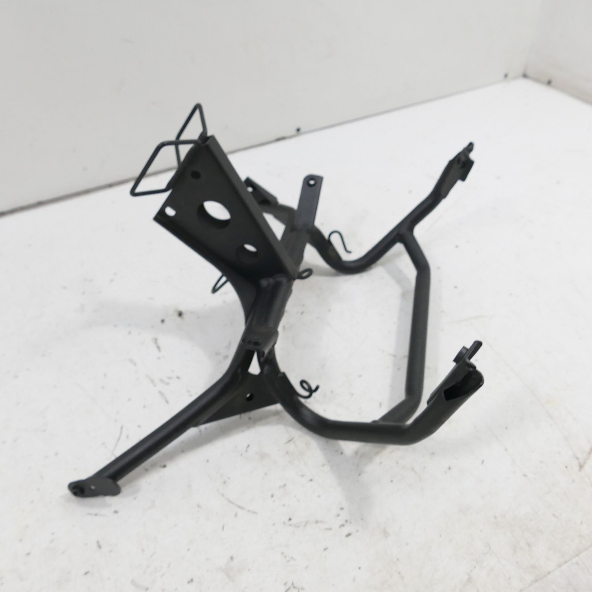 Kawasaki EX 250 Front Frame 39137-0058-18R Fairing Support Mount