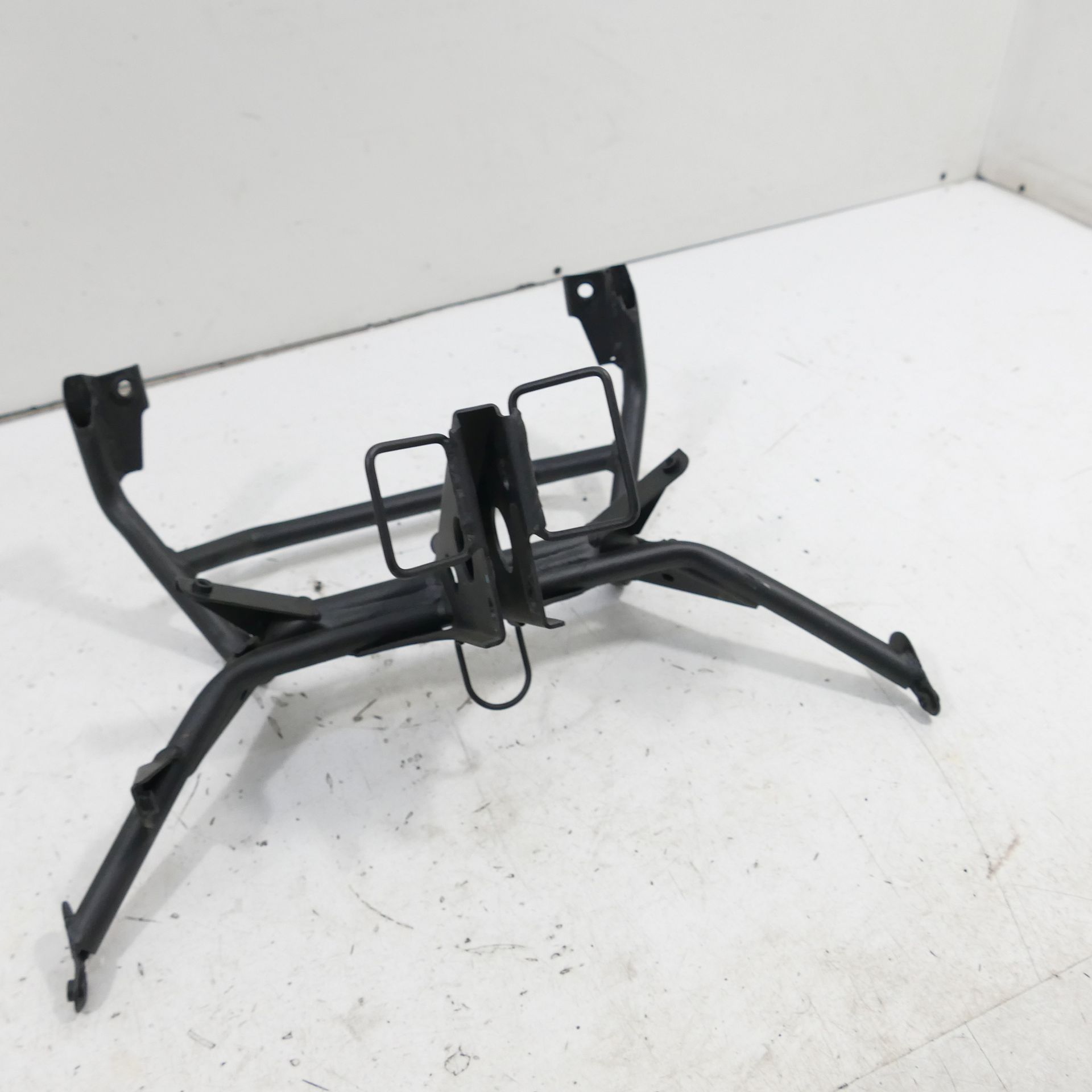 Kawasaki EX 250 Front Frame 39137-0058-18R Fairing Support Mount