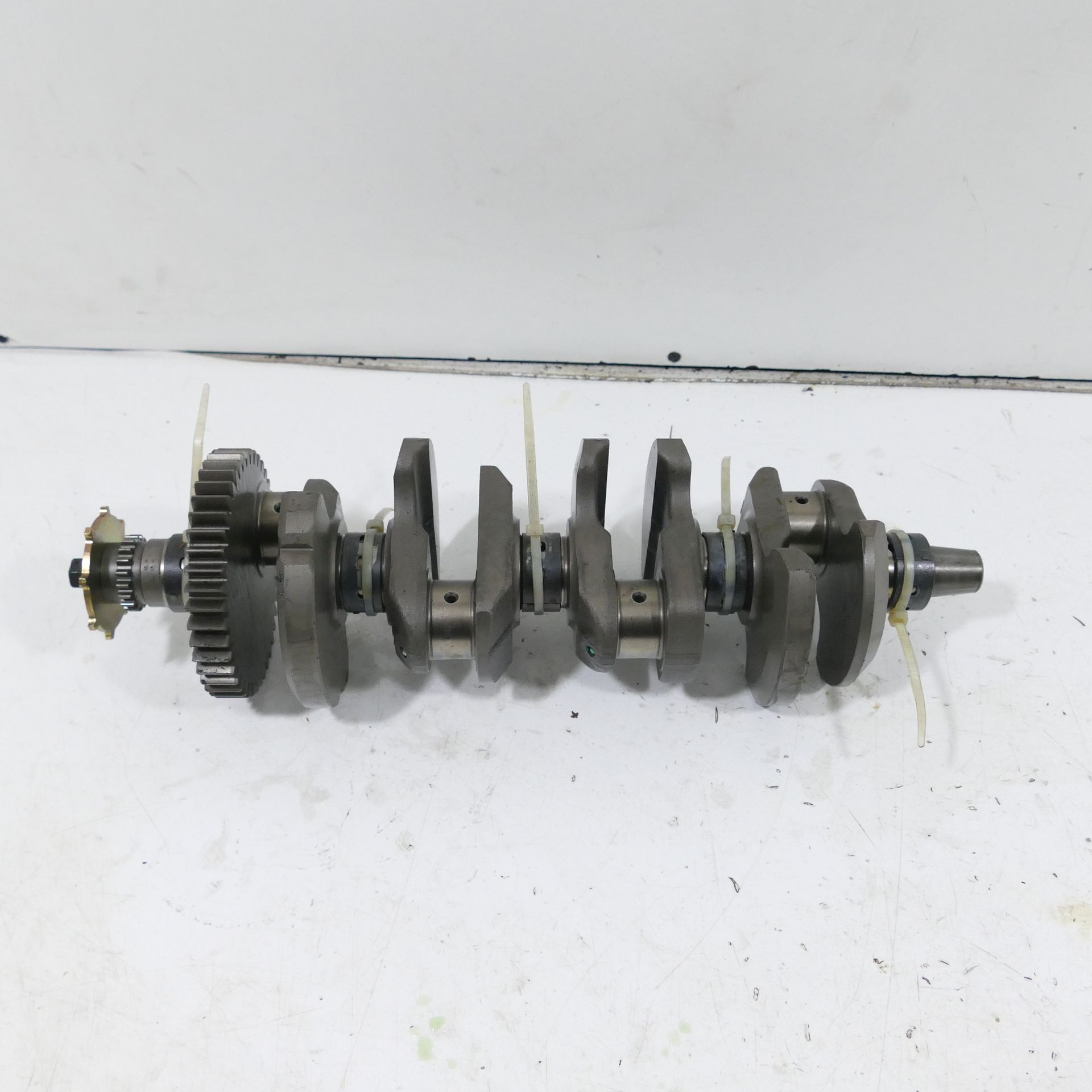 Yamaha YZF-R1 1000 RN09 500km EZ:03 Crankshaft Engine Shaft 69723