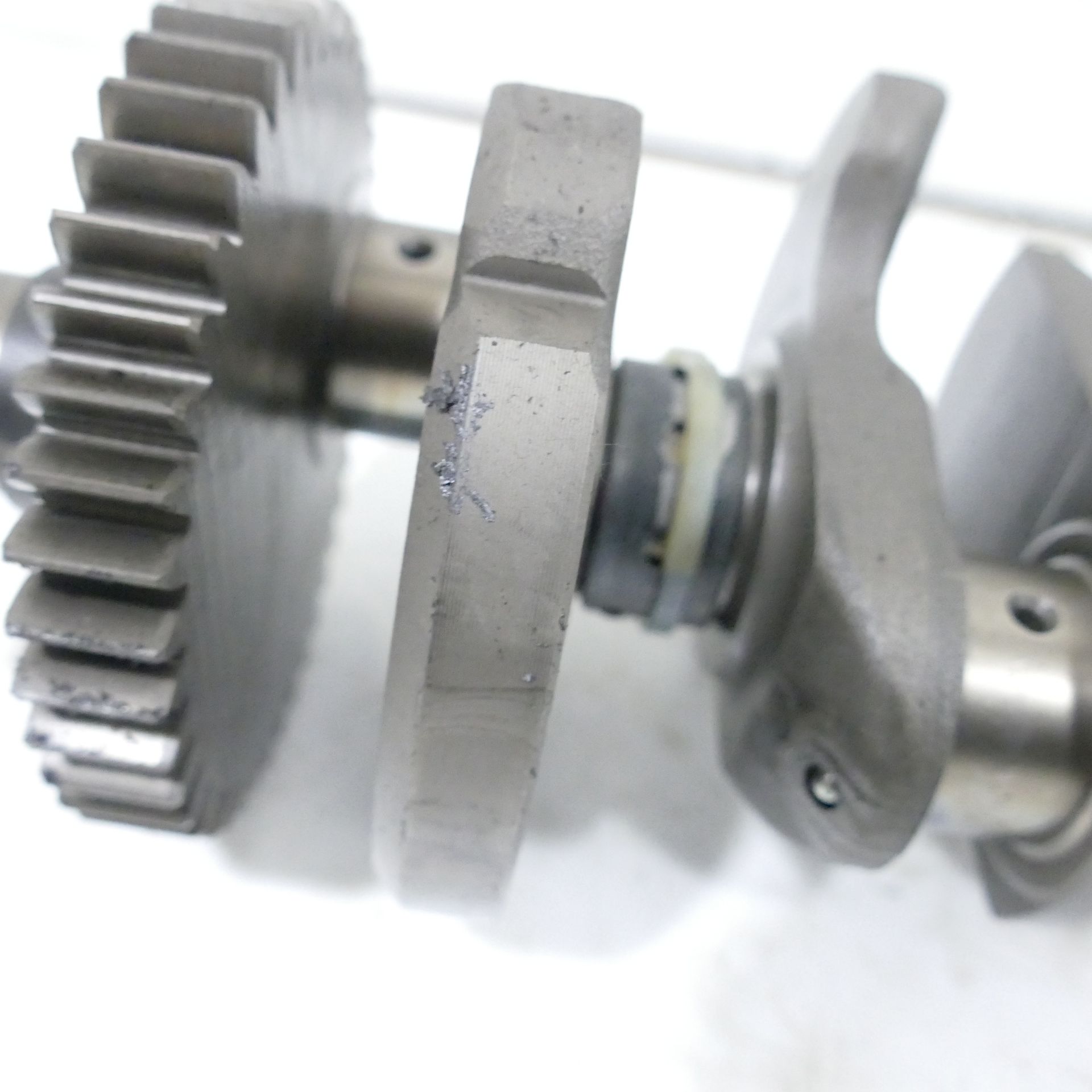 Yamaha YZF-R1 1000 RN09 500km EZ:03 Crankshaft Engine Shaft 69723