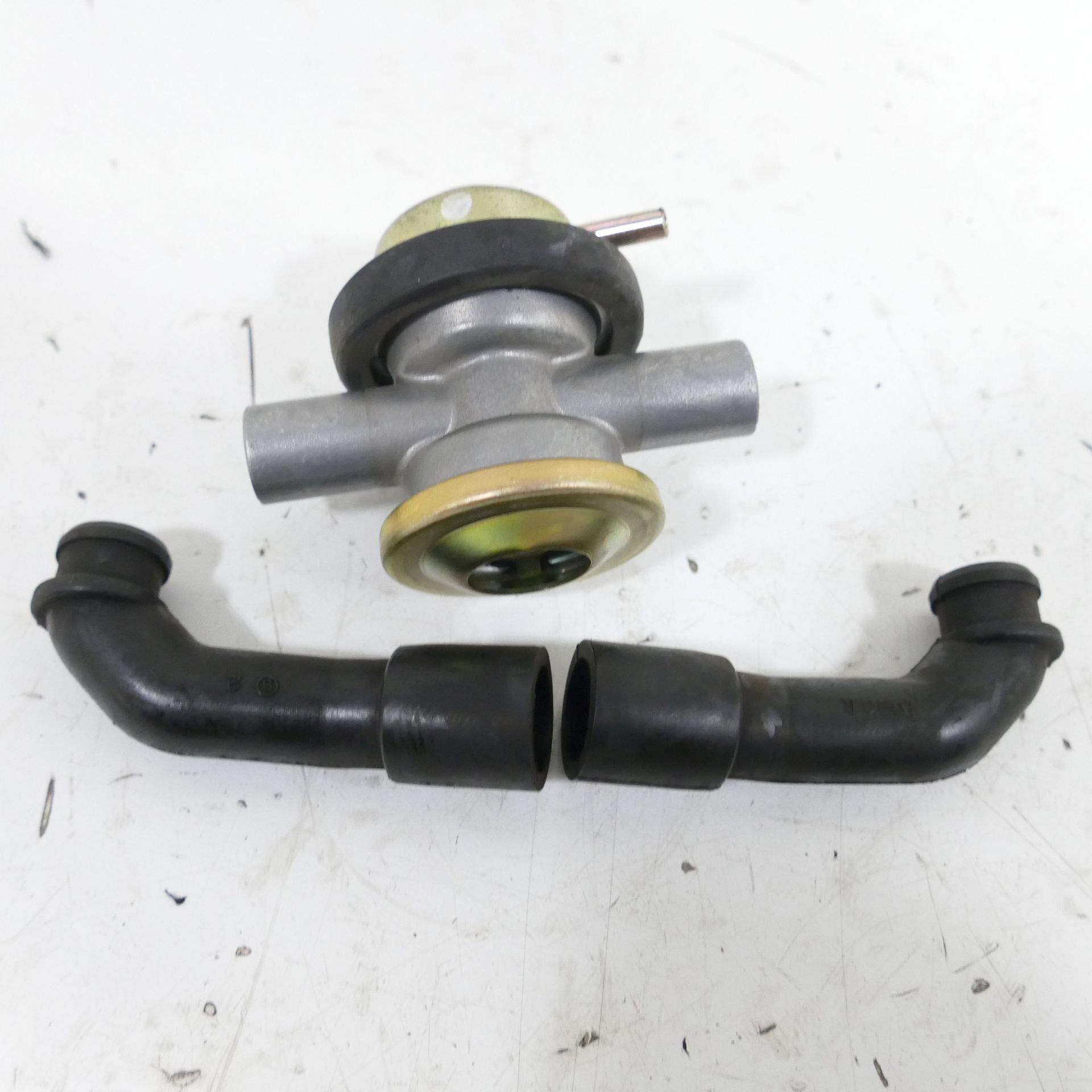 Kawasaki Zx-12r Ez:06 EGR Valve 70062 | eBay UK