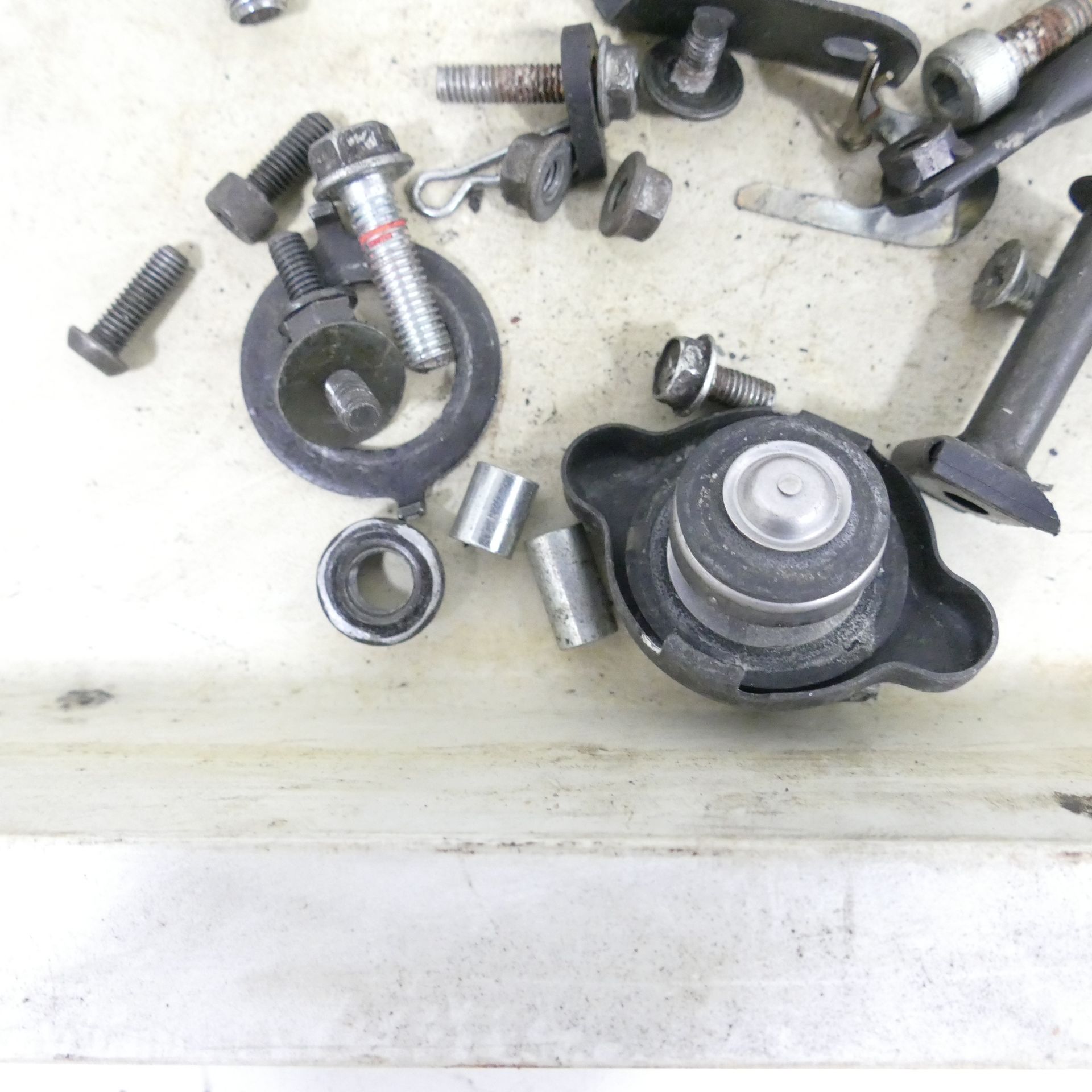 Kawasaki ZX-R 400 Schrauben & Kleinteile Kleinteile 70597 | eBay