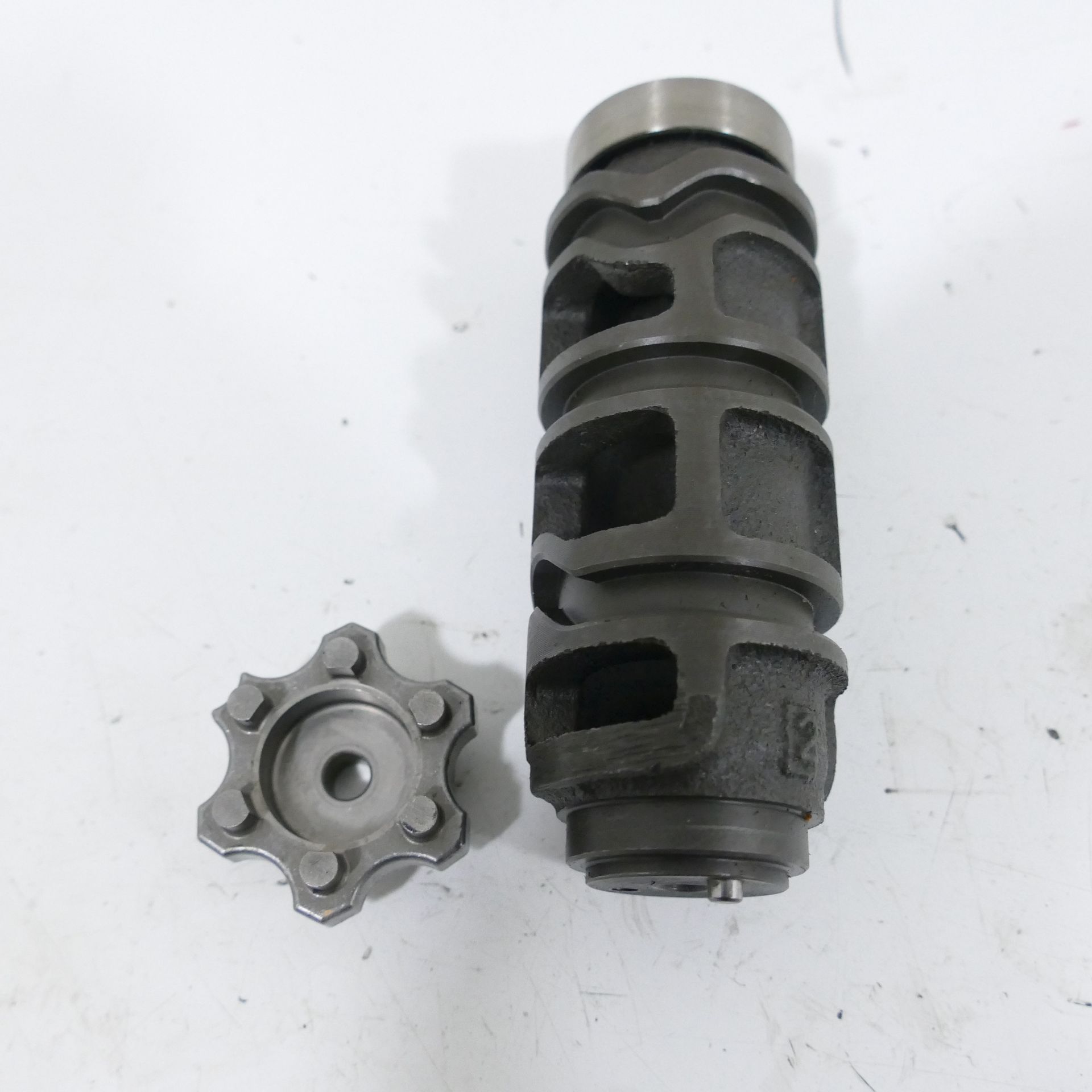 自動車 TAK Kawasaki ZX-6R 636 B Schaltwalze Motor Antrieb Welle 70684