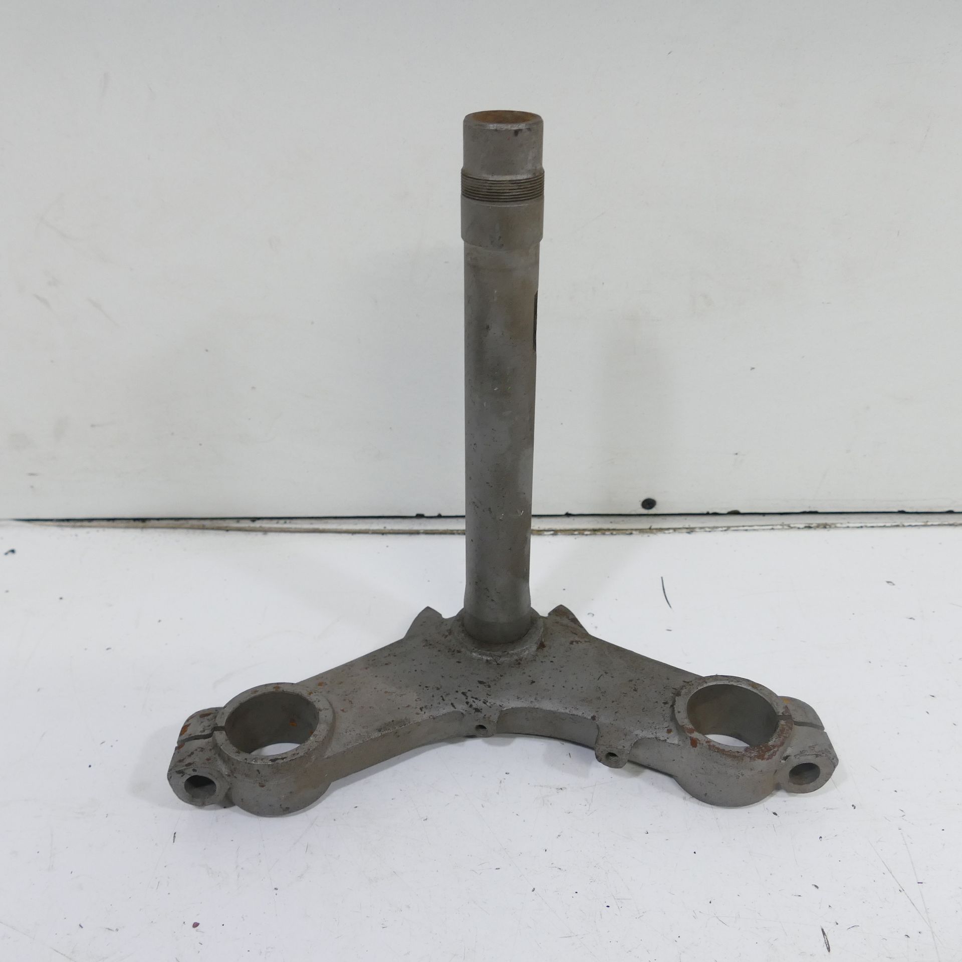 Kawasaki Z 1000 EZ:80 Lower Fork Bridge Fork Bridge Yoke 71499 | eBay