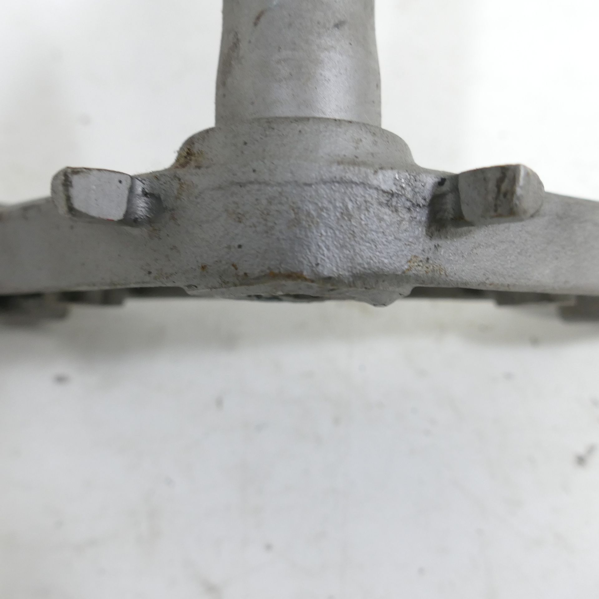 Kawasaki Z 1000 EZ:80 Lower Fork Bridge Fork Bridge Yoke 71499 | eBay