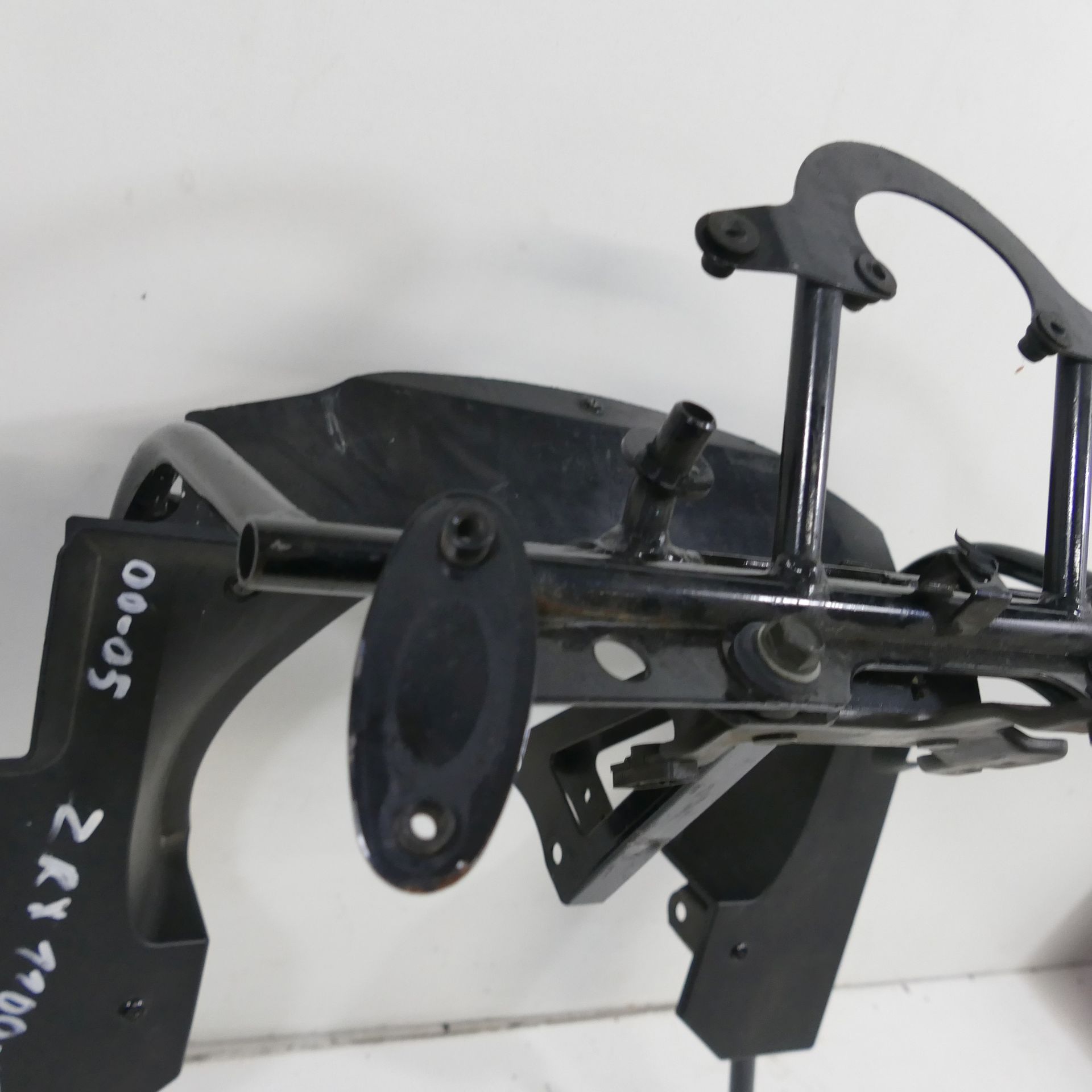 Kawasaki ZRX 1200 S EZ:07 Geweih Verkleidungsträger Halterung