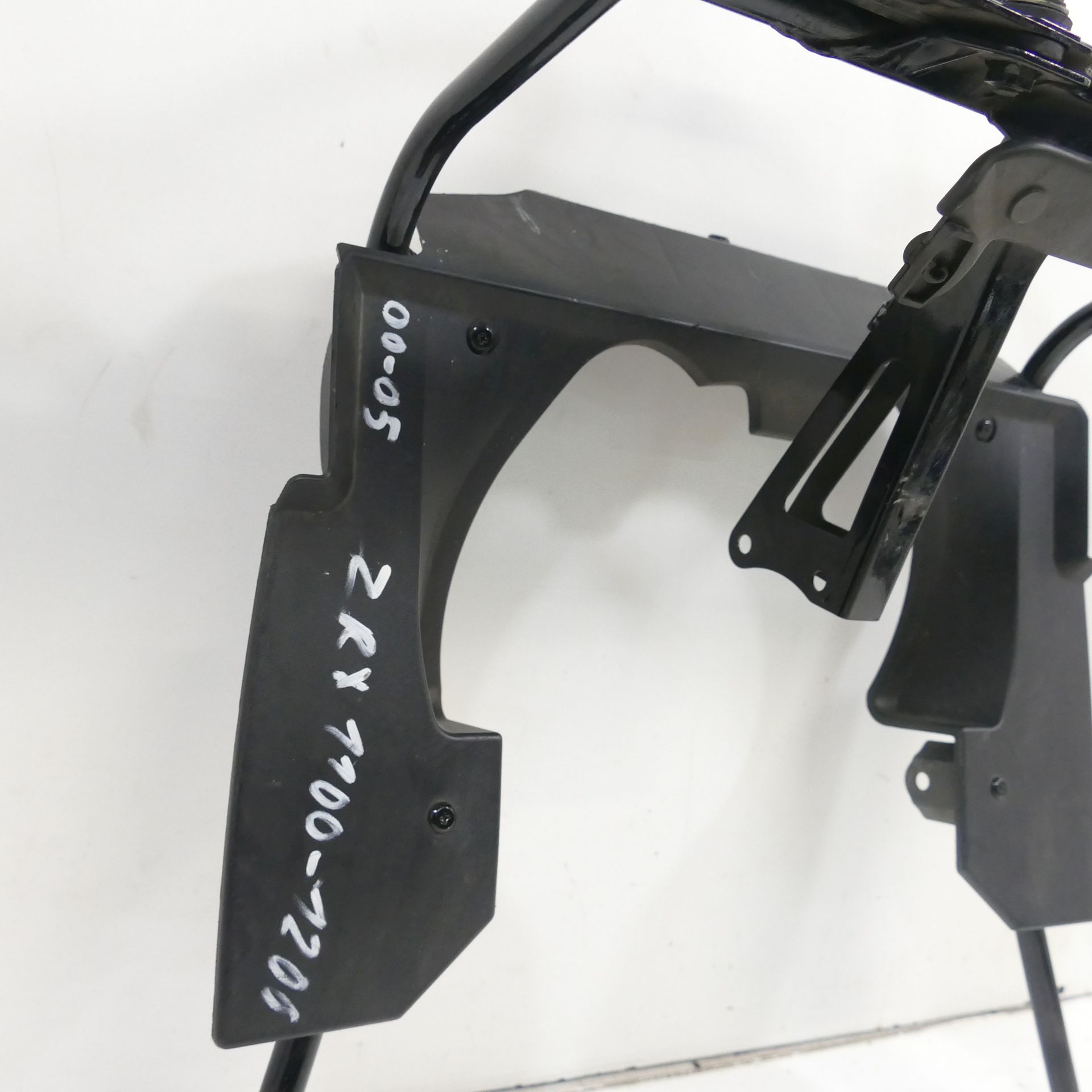 Kawasaki ZRX 1200 S EZ:07 Geweih Verkleidungsträger Halterung