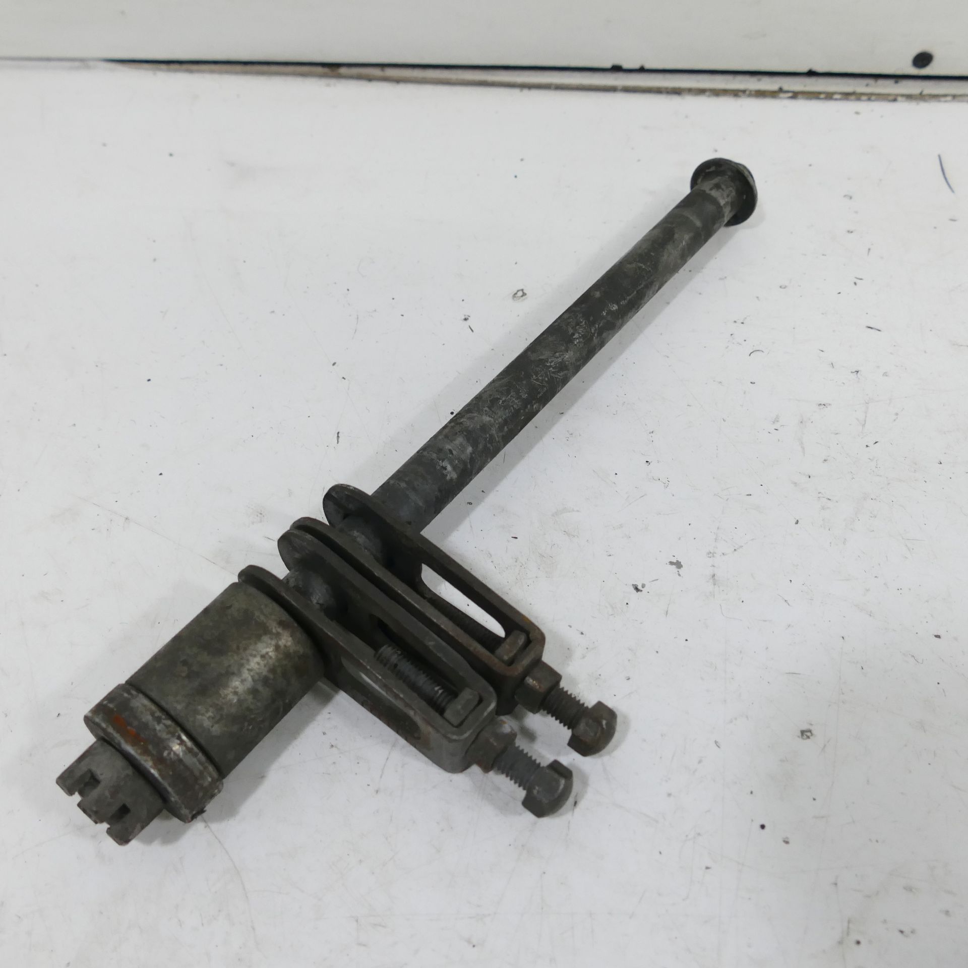 Suzuki VZ 800 Marauder Rear Wheel Axle Distance Screw 71727 | eBay UK