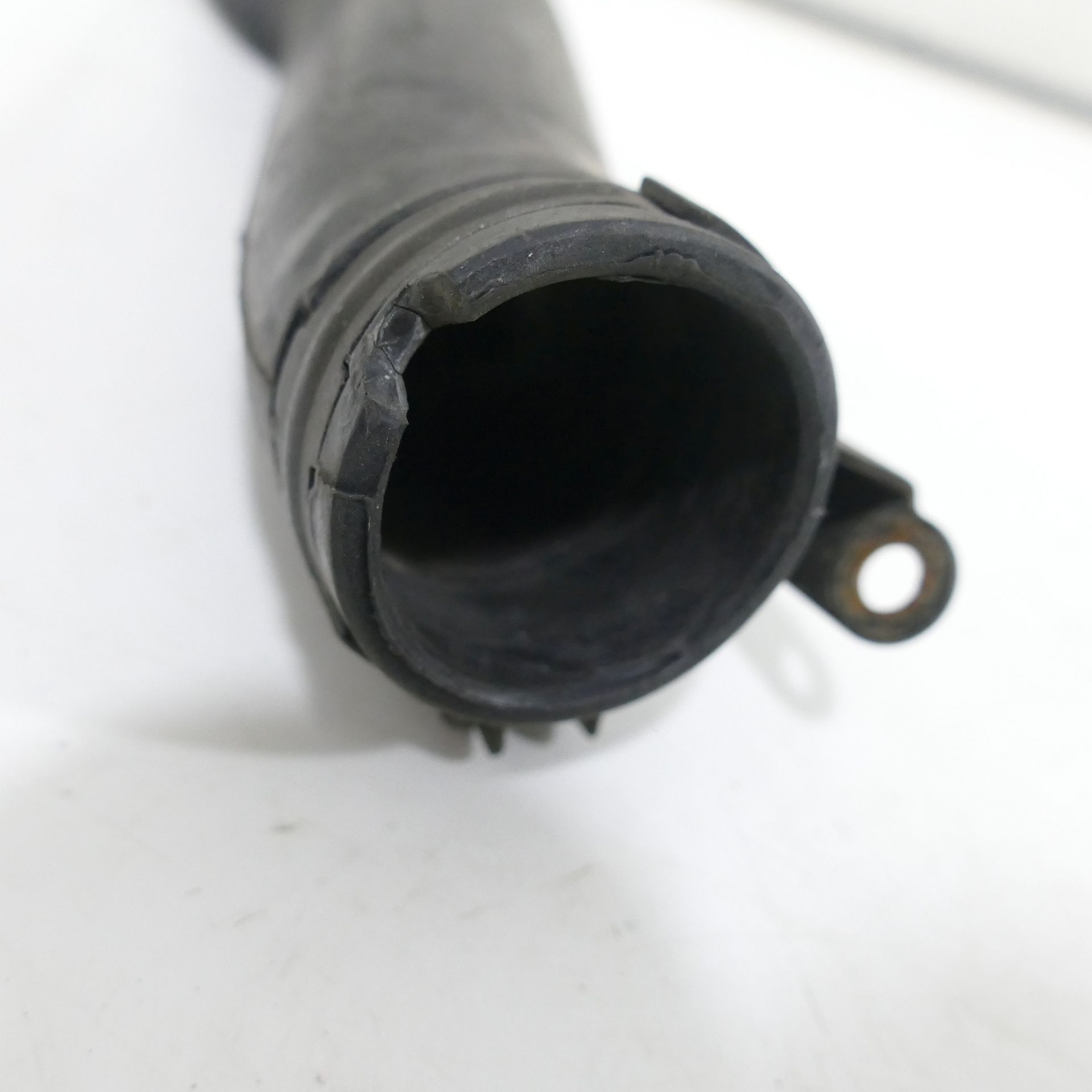 hn　管理番号A-134 Kawasaki ZXR 750 H Luftkanal Ramair Lufteinlass Anschluss