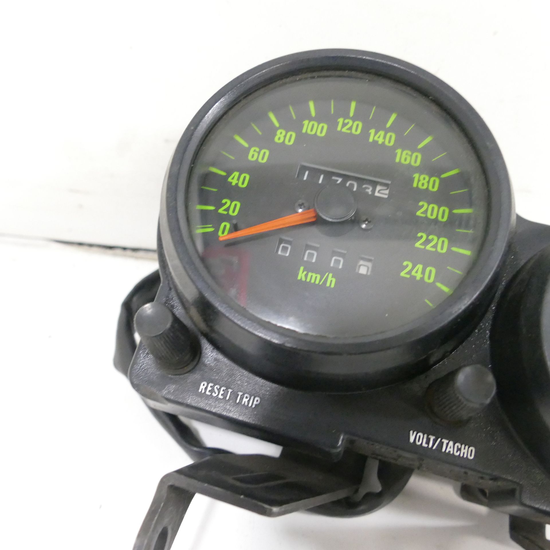 Kawasaki GPZ 1100 Unitrak Cockpit 11703 Km Tacho Instruments 72001