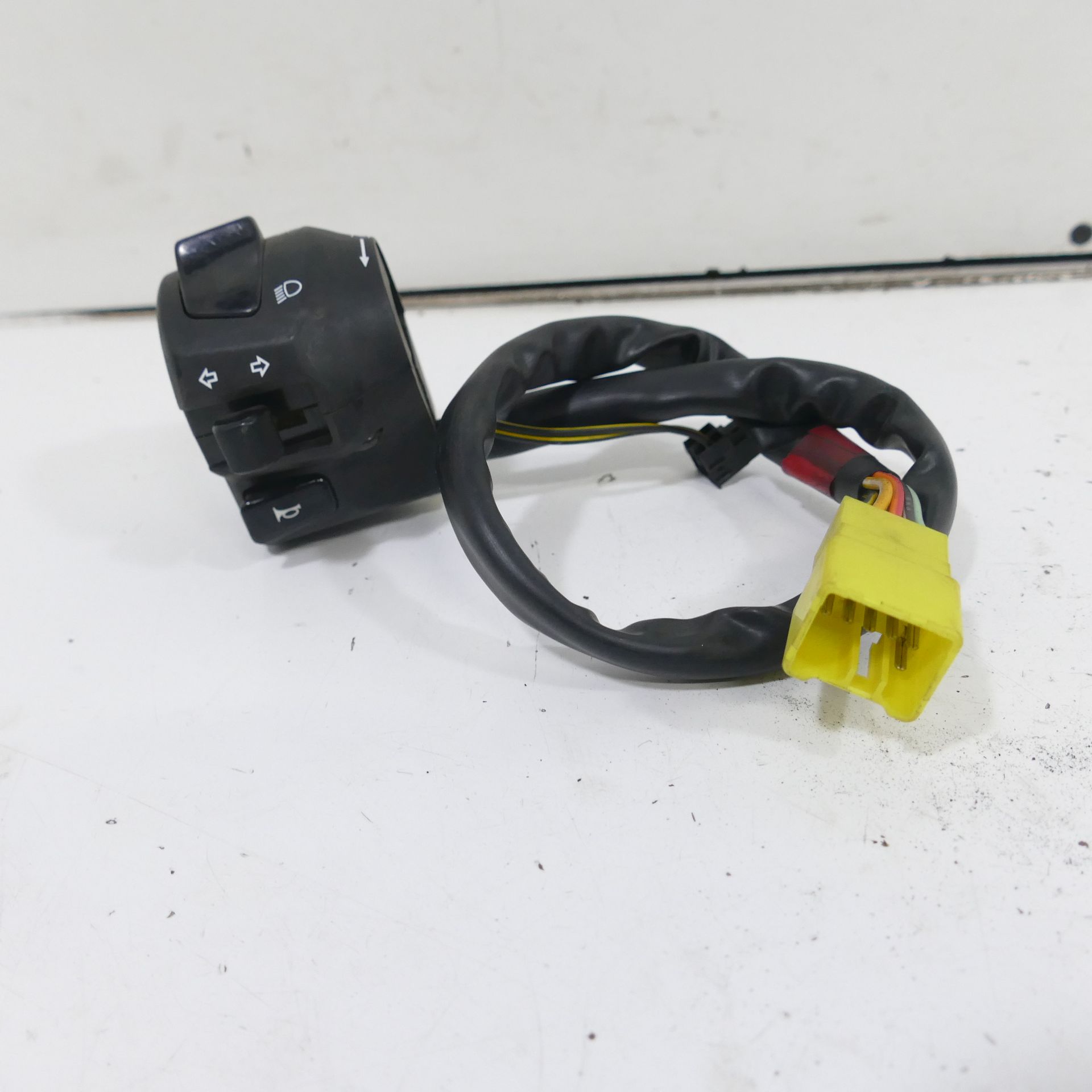 Suzuki GSX-R 600 SRAD Left Handlebar Switch Indicator Switch 78261