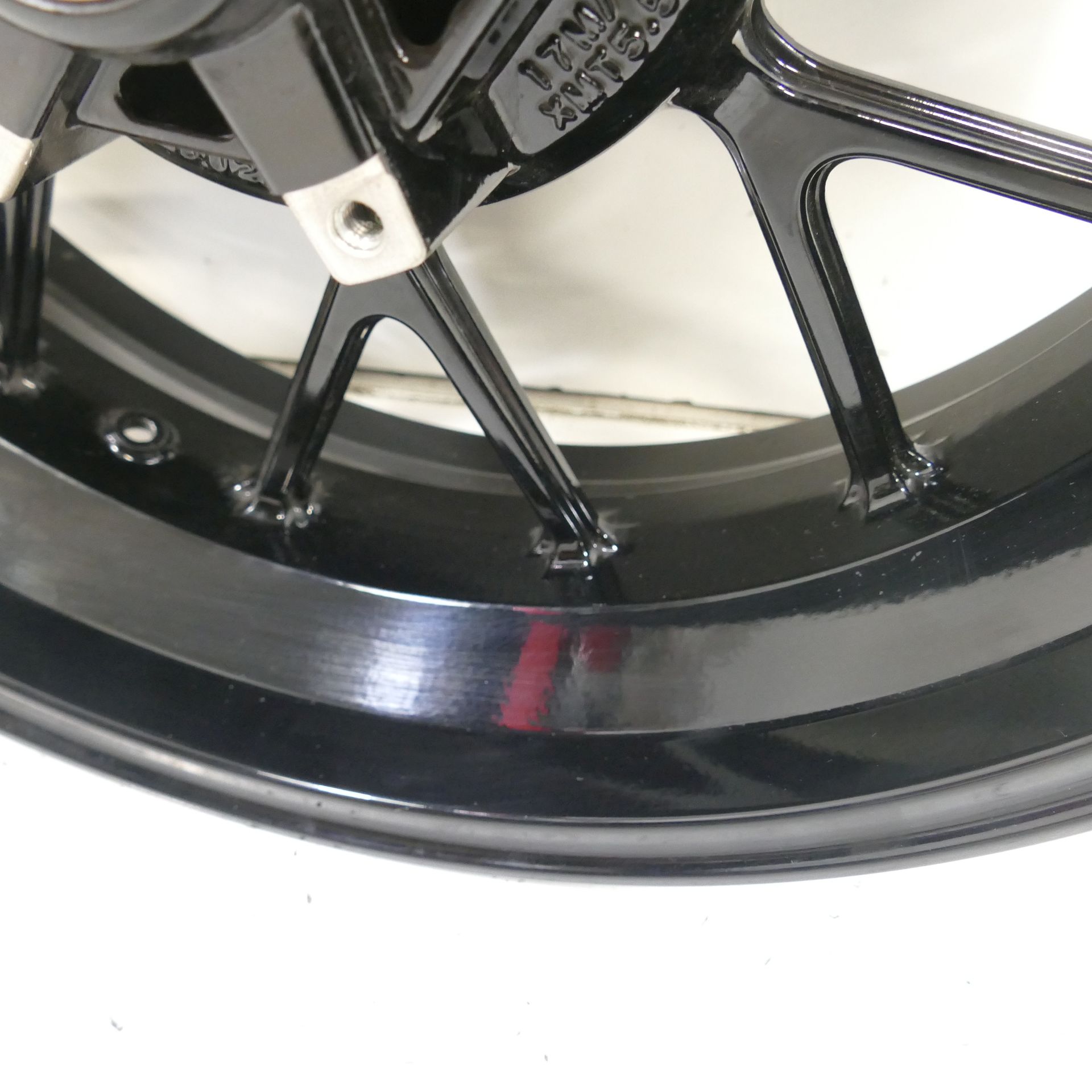 専用⑩ Ducati Scrambler 803 Icon Rear Wheel Rim 17x5, 5 Inch Rim 72944
