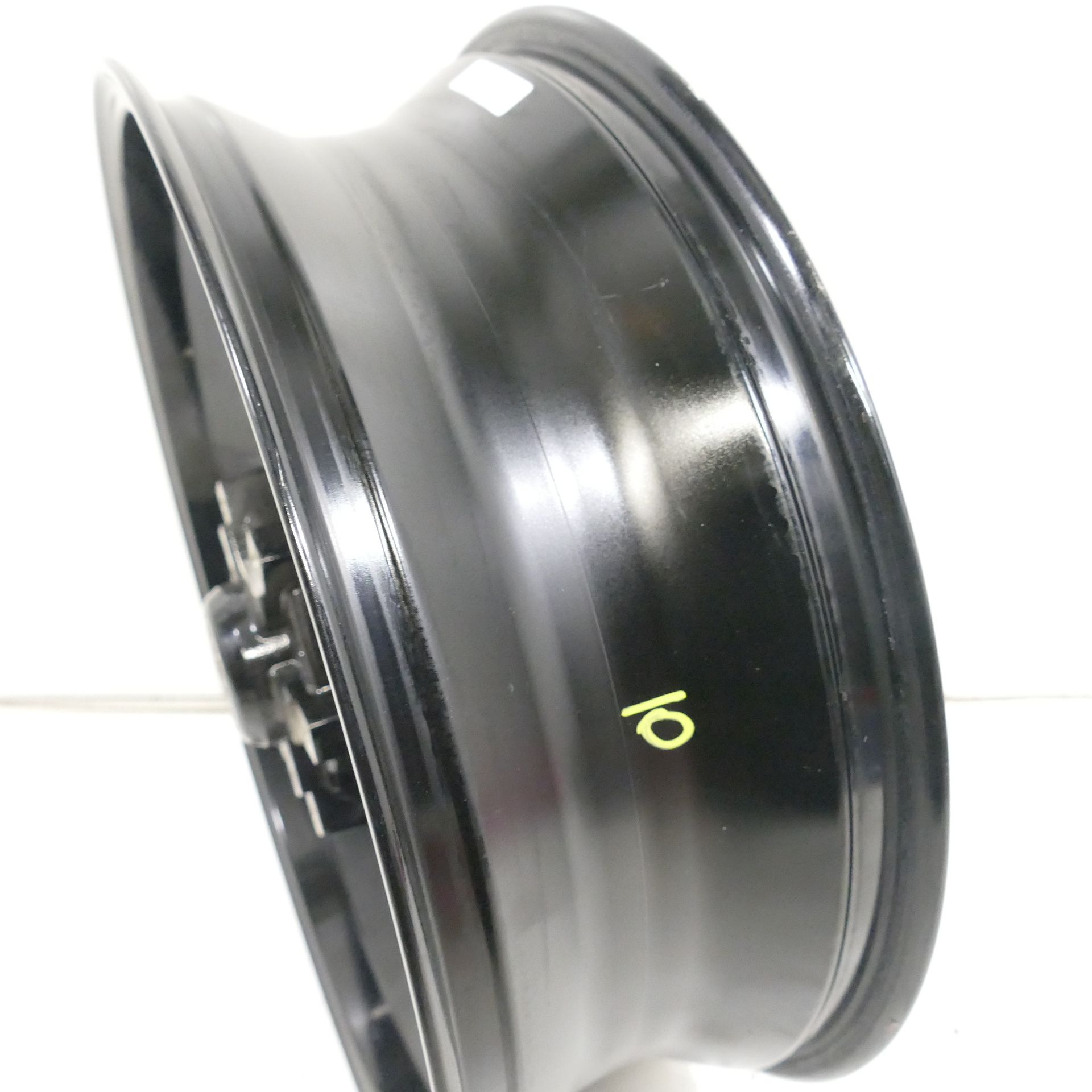 専用⑩ Ducati Scrambler 803 Icon Rear Wheel Rim 17x5, 5 Inch Rim 72944