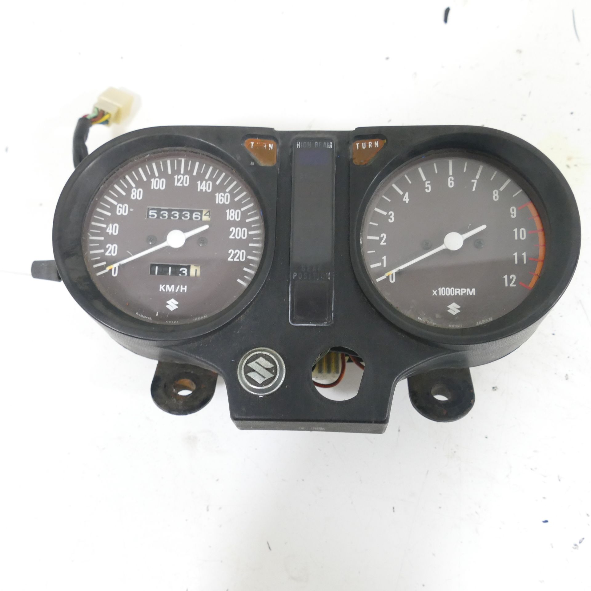 SUZUKI　GS、GSX系　メーター Suzuki GS 750 Cockpit Tacho Drehzahlmesser Instrumente 73705