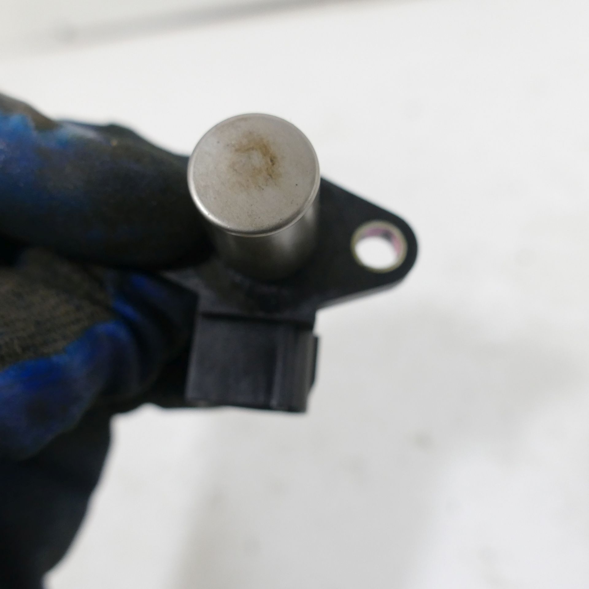 Suzuki GSX-R 1000 K1/K2 Nockenwellensensor Zylinderkopf Motor