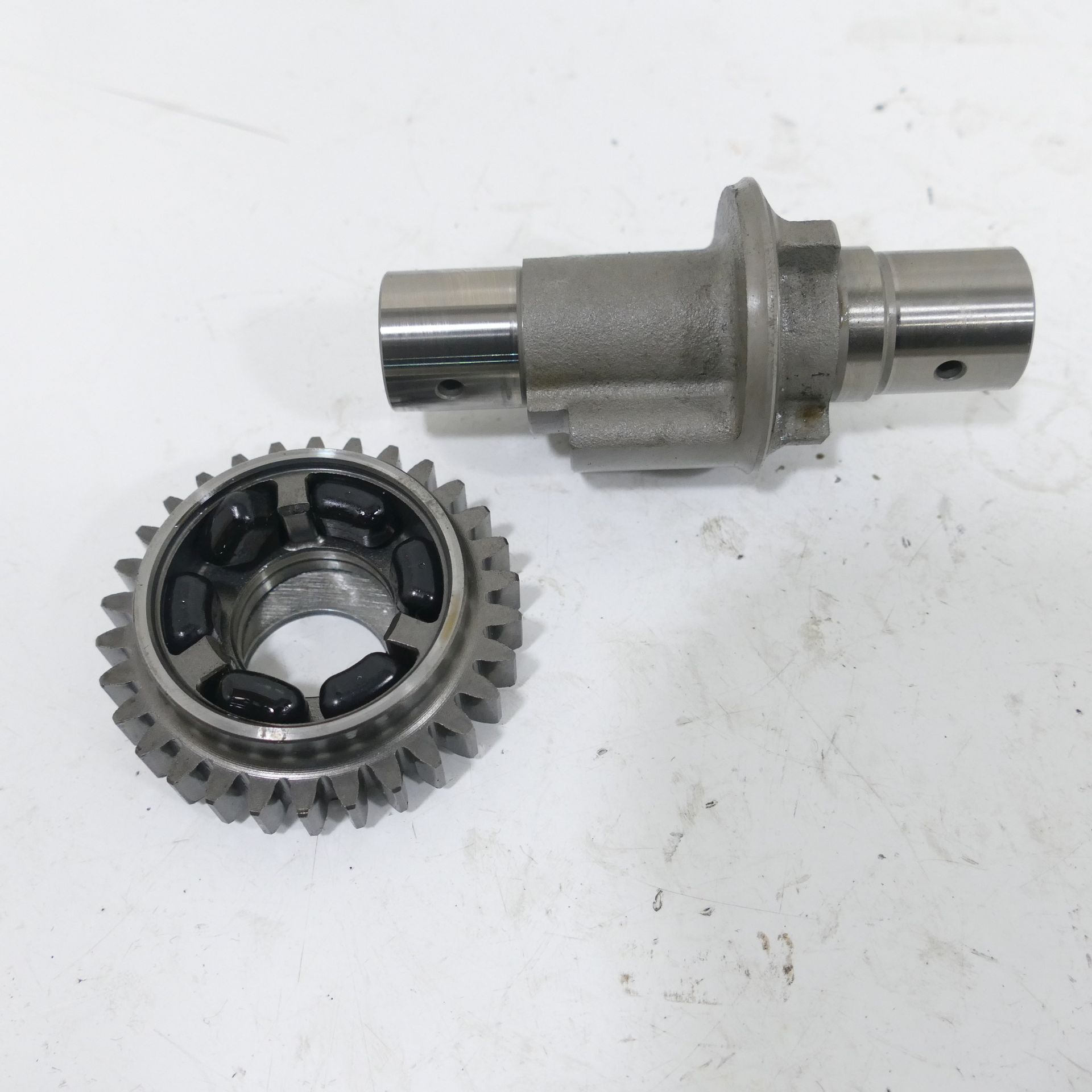 Suzuki GSX-R 1000 K1/K2 Balance Shaft Gearbox Engine 73826 | eBay UK