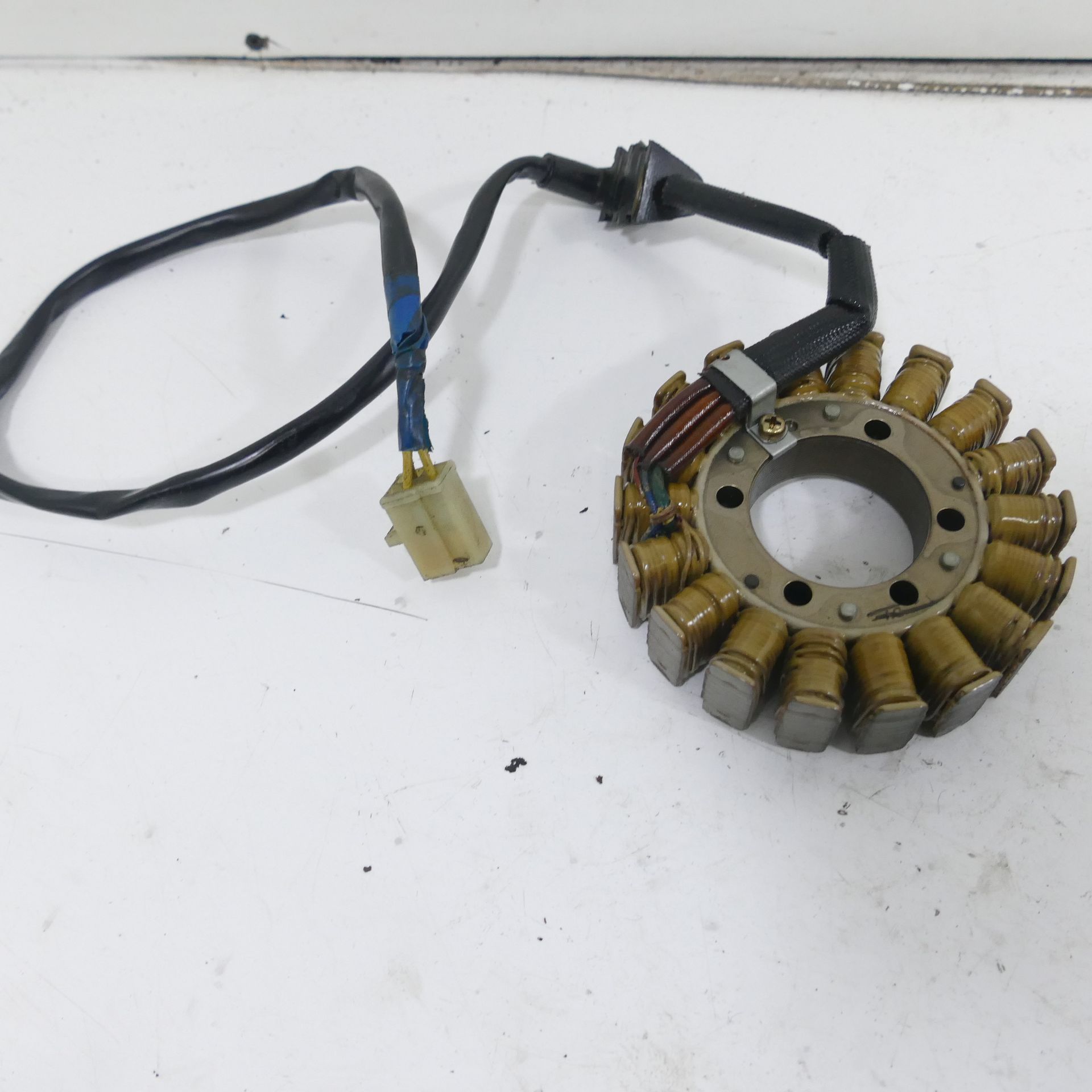 Honda CB 900 F Hornet Lichtmaschine Stator Lima Wicklung 73907 | eBay