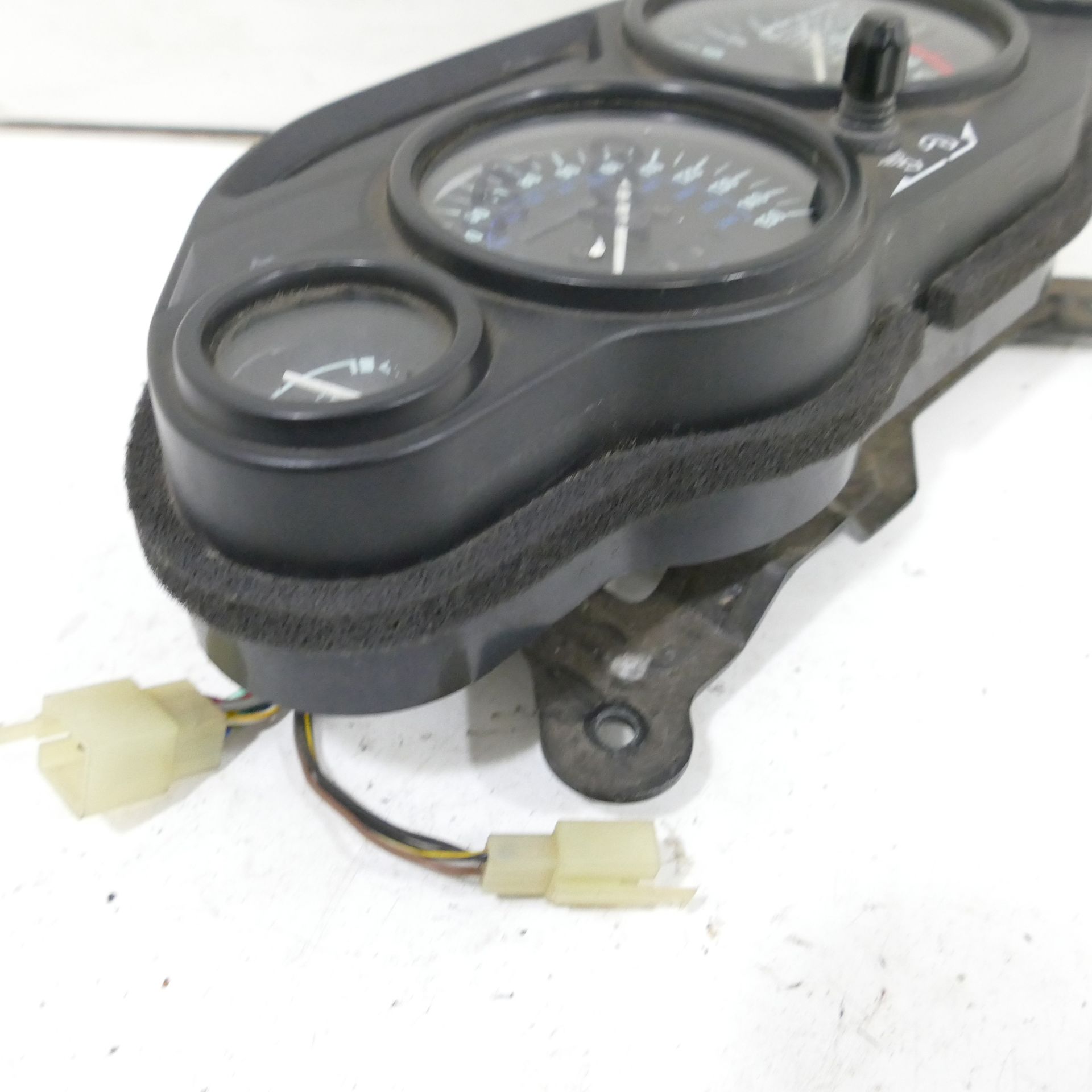 Kawasaki ZZ-R 1100 D Cockpit Tachometer RPM Instruments 74437