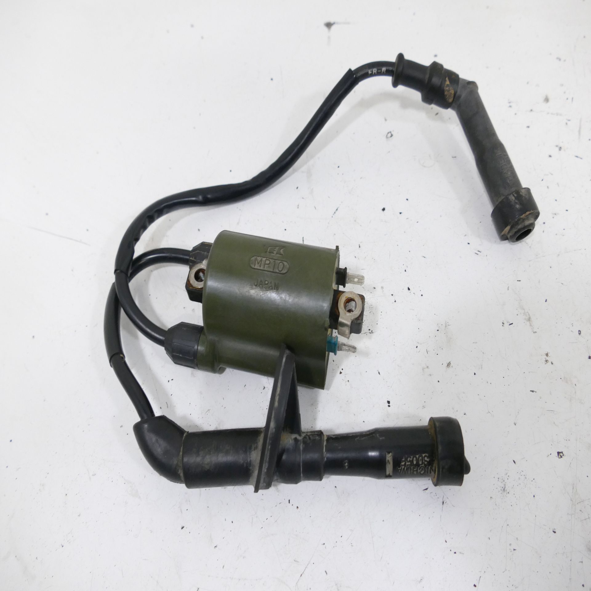 Honda VT 750 Shadow RC50 Zündspule mit Zündkabel Zündkerzenstecker