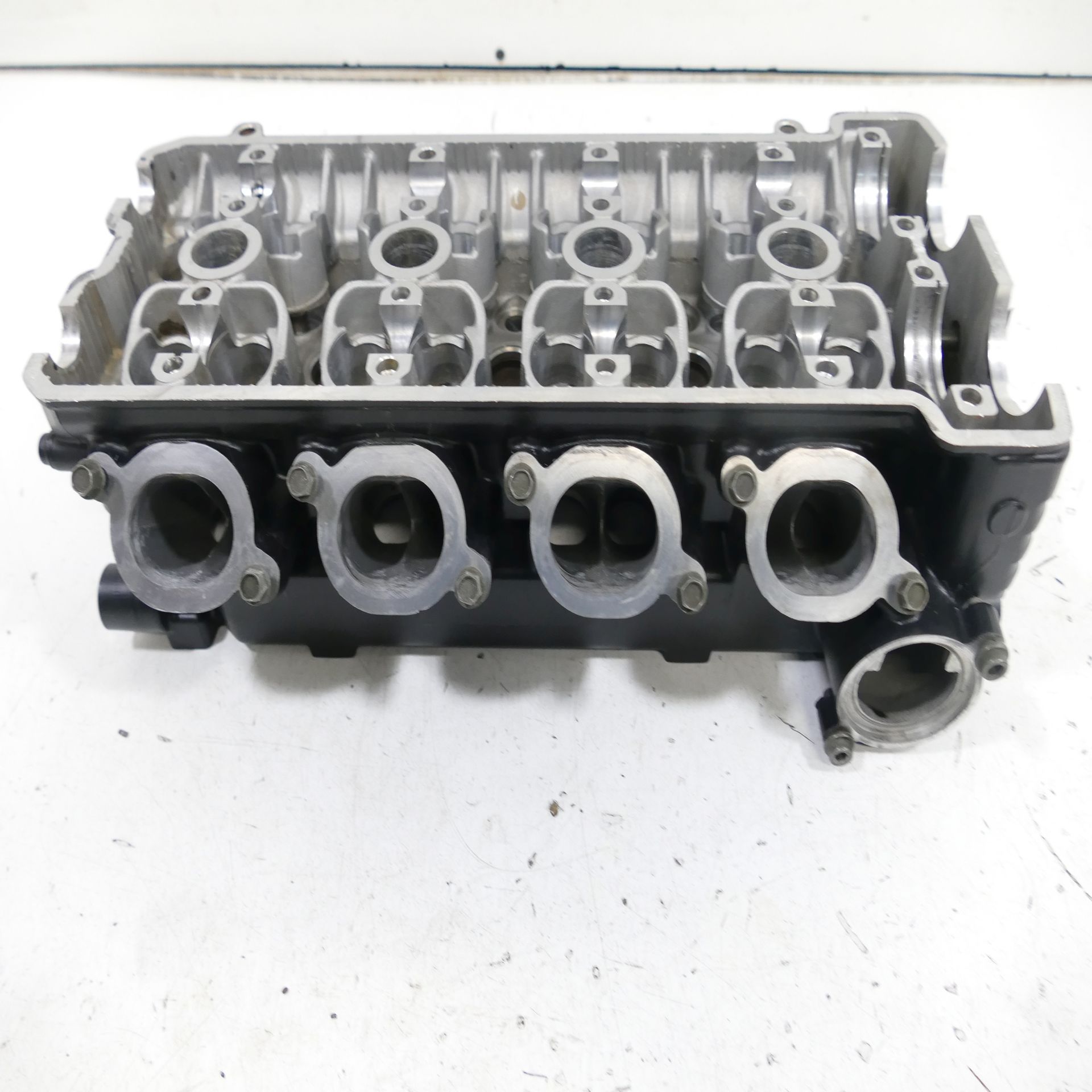 Suzuki GSX-R 750 SRAD Cabeza De Cilindro Motor Válvulas 74944 | eBay