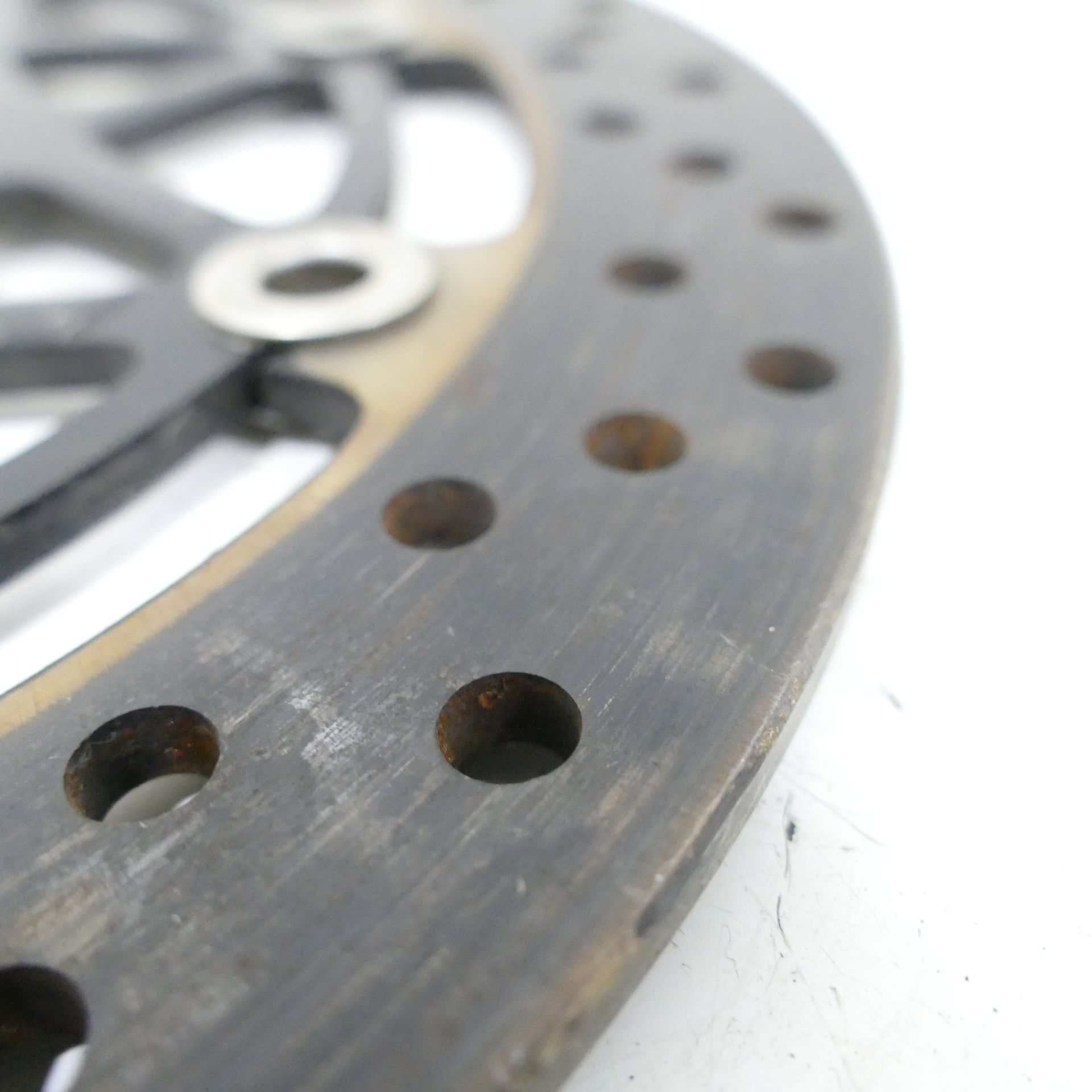 Suzuki GSX-R 1000 Front Brake Disc Front Wheel 75573 | eBay UK