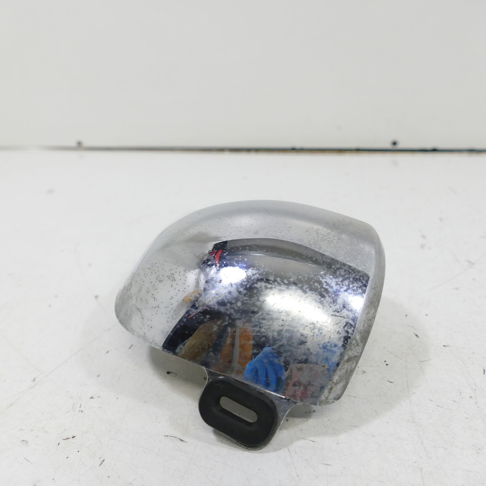 Suzuki GSX 750 AE Air Filter Cover Chrome Cover Left Air Cover