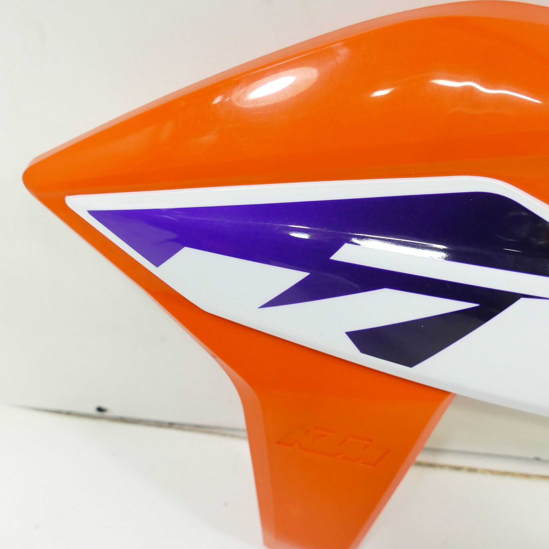 KTM EXC 300 EZ:22 Left Side Fairing 79108050000 Radiator Cover