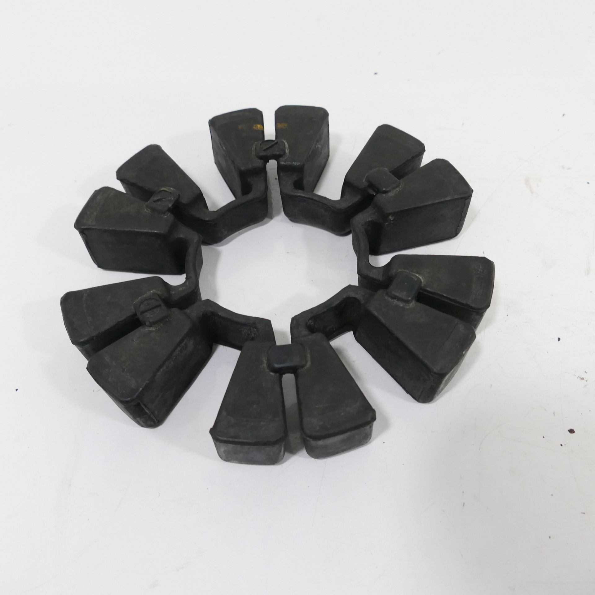 Kawasaki GPZ 1000 Rx Ruckdämpfergummis Starting Rubber Sprocket